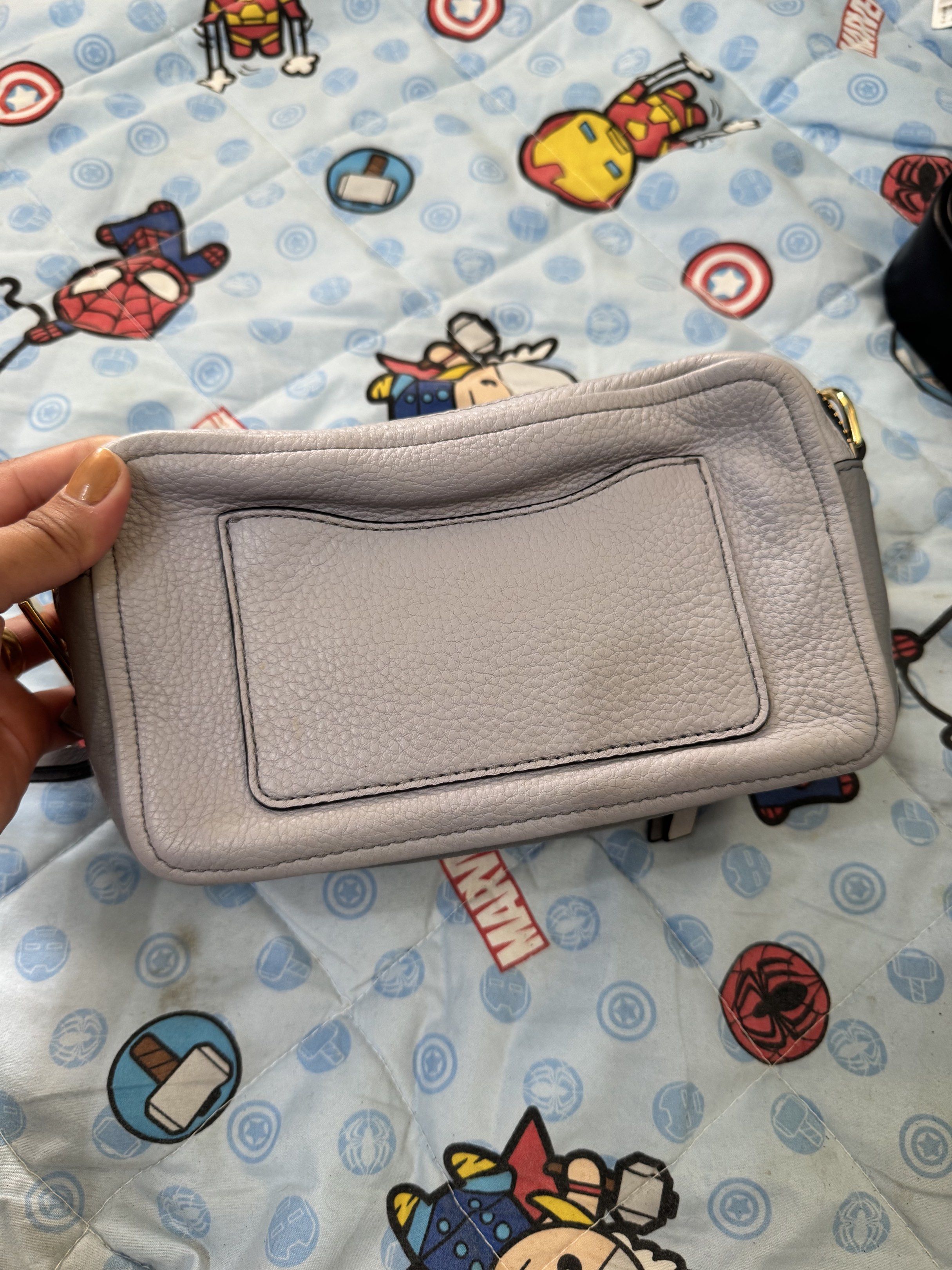 Marc Jacobs The Softshot 17 Bag (Category: Luxury Bags & Wallets) located in Cabugao. Submitted by ydelle (Listing ID 1418999051, Image 2). Description: .