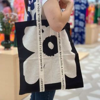 （分類：）位於 。 由 kellyshiiu 提交（商品編號 1419034261，圖片 1）。簡介： 。