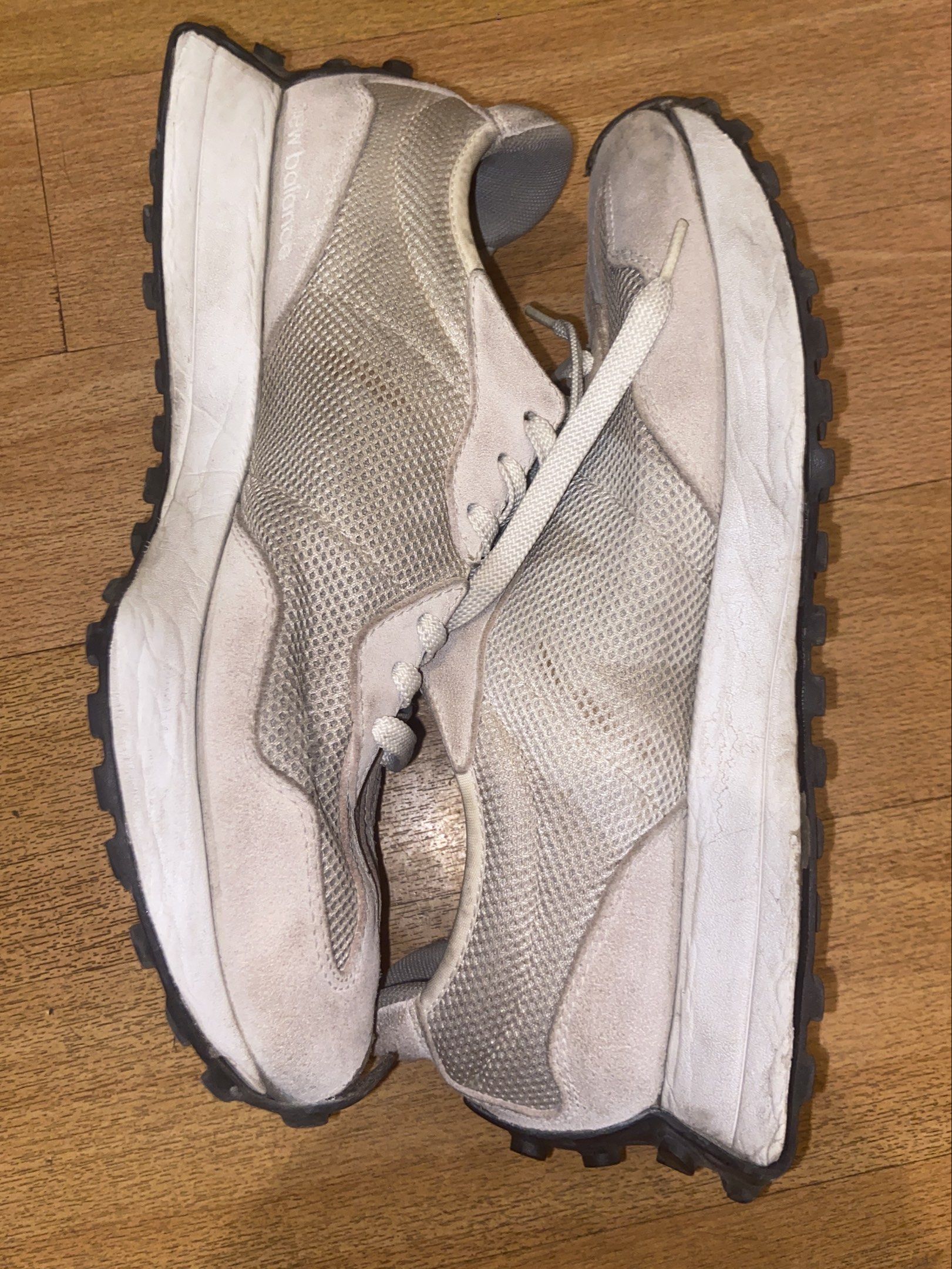New Balance 327 Sneakers (Category: Sneakers) located in San Juan, La Union. Submitted by jackk00 (Listing ID 1419157241, Image 1). Description: - New Balance 327 sneakers - Color: Light Grey - Mesh upper - Distinctive sole design - Red insole - Laced - Size tag visible in photos.