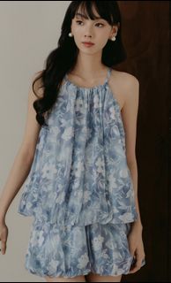 (Category: ) located in . Submitted by cloudycloset (Listing ID 1419035768, Image 1). Description: .