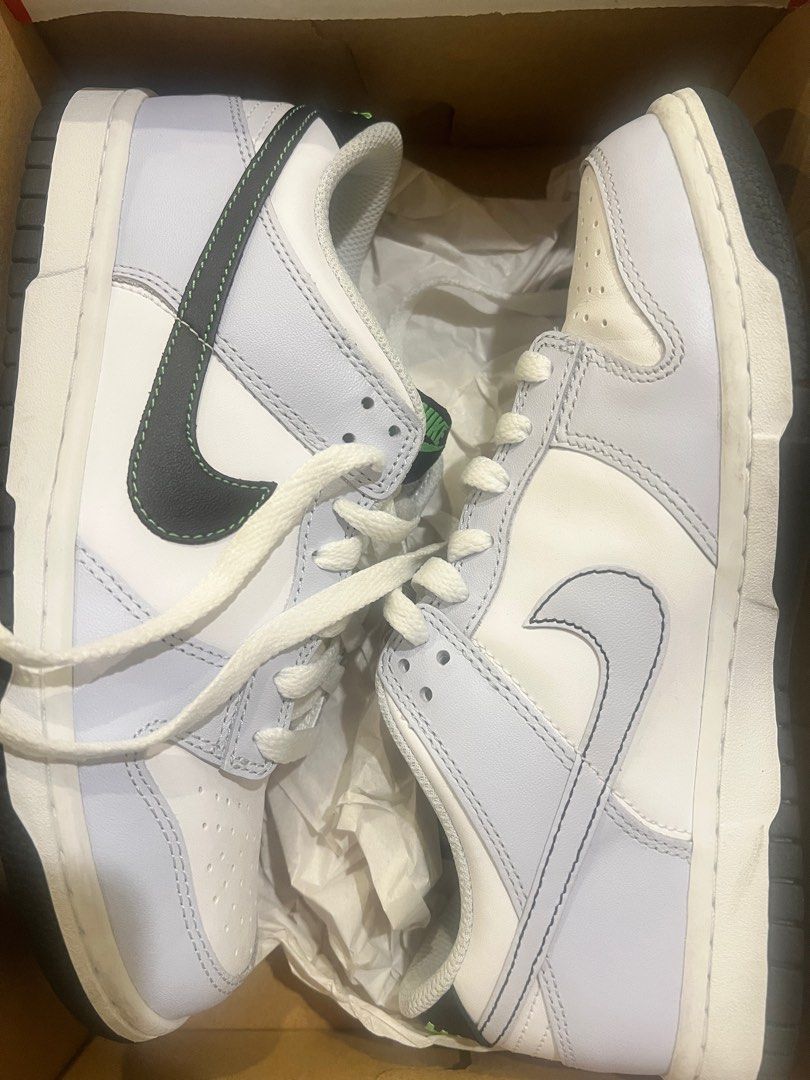 Nike dunk low (Category: Sneakers) located in Quezon City. Submitted by docbogs0833 (Listing ID 1419000436, Image 1). Description: .