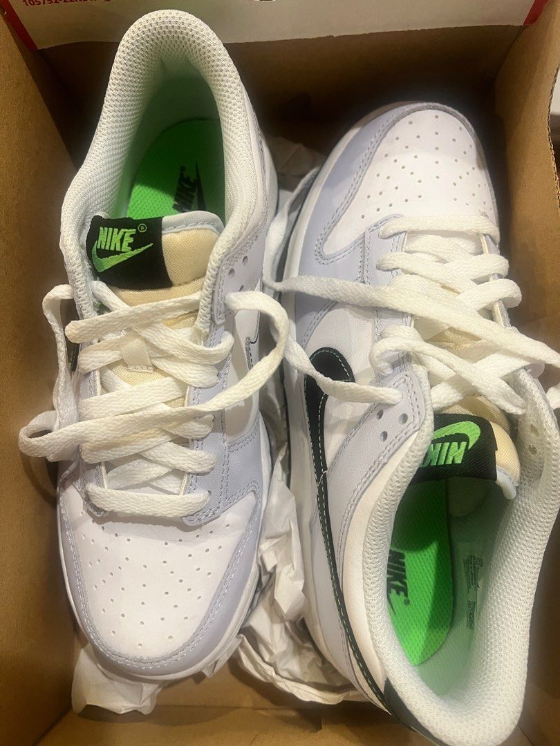 Nike dunk low (Category: Sneakers) located in Quezon City. Submitted by docbogs0833 (Listing ID 1419000436, Image 2). Description: .