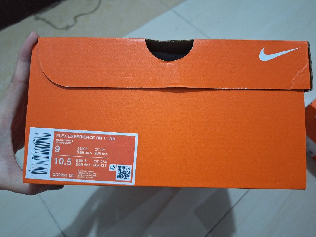 Nike Flex Experience RN 11 NN Black (Category: Sneakers) located in Santa Rosa. Submitted by Jeneceng (Listing ID 1419161196, Image 3). Description: Nike Men's FLEX EXPERIENCE RN 11 NN Php 2,000 Size: US 9 / UK 8 / EUR 42.5 / CM 27 For pick-up only at: Biñan, Laguna.