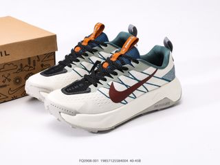 (Category: ) located in . Submitted by outlet_sneakers_shop (Listing ID 1419102944, Image 1). Description: .