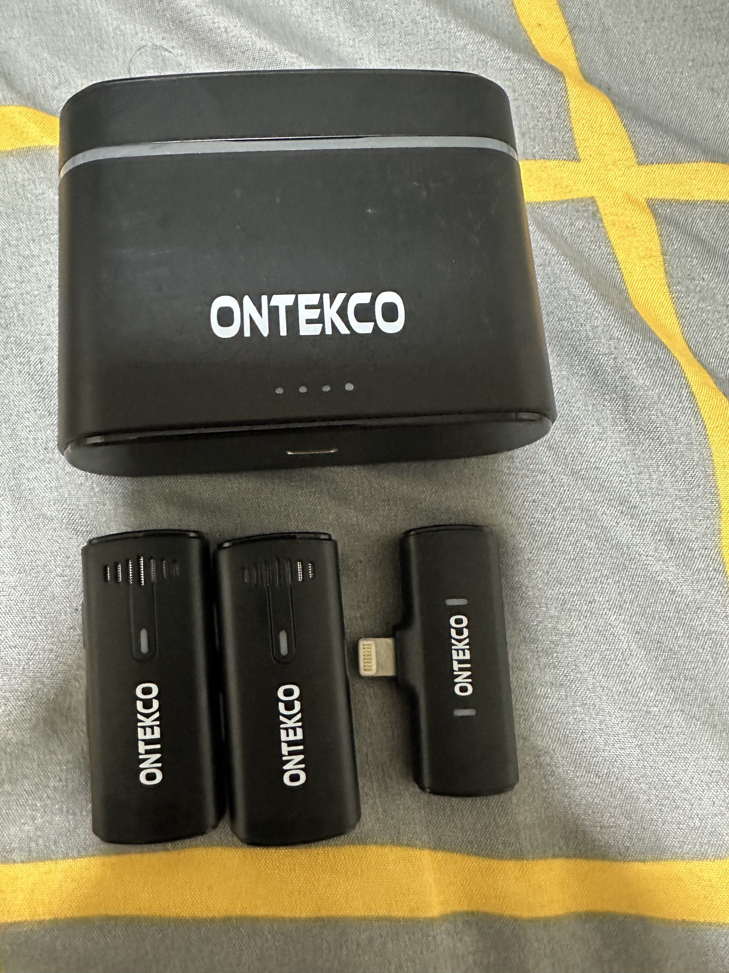 ONTEKCO Wireless Microphone Set65561089064322112