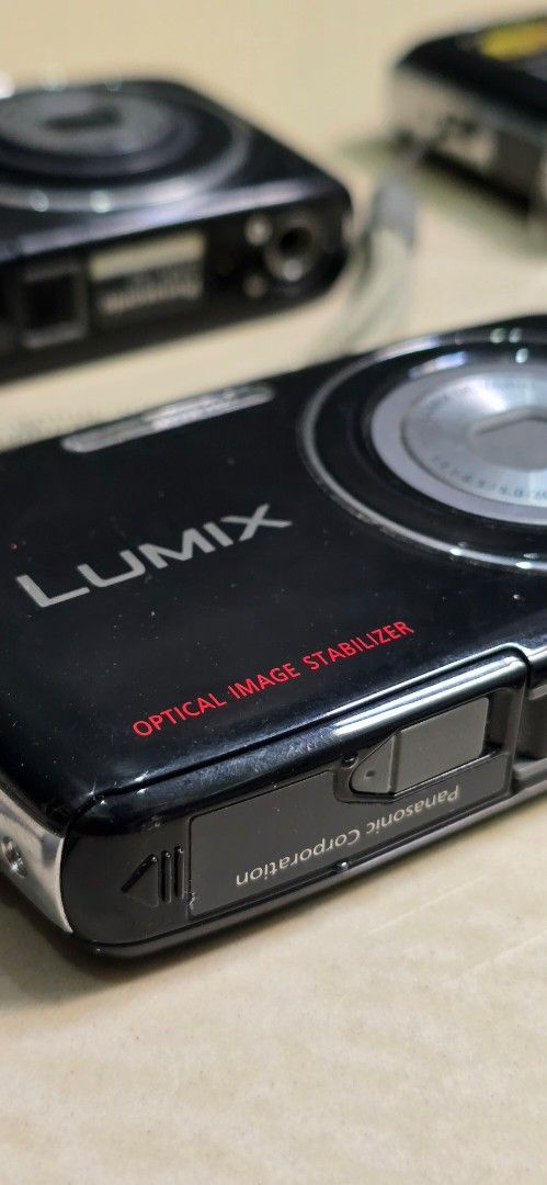 Panasonic Lumix Digital Camera (Untested Negotiable!!) (Category: Cameras) located in Pasig City. Submitted by da_stone (Listing ID 1419153135, Image 2). Description: - Panasonic Lumix digital camera - Features optical image stabilization - Black color - Includes wrist strap - Multiple units available - Find your way to test and repair - Disposing my units 300- 500 Each.
