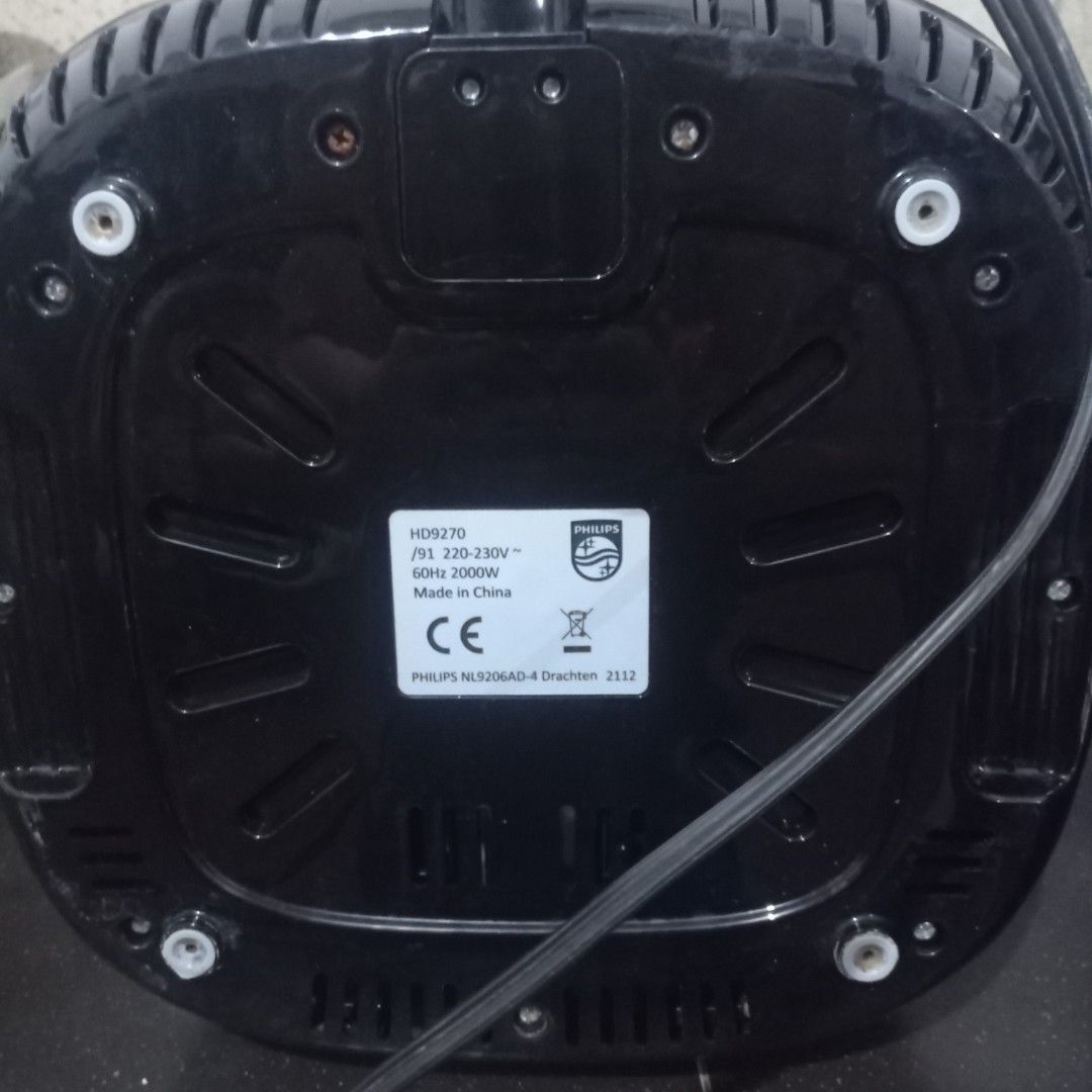 Philip air fryer (Category: Fryers) located in Cavite. Submitted by danielartifox (Listing ID 1419187104, Image 3). Description: .