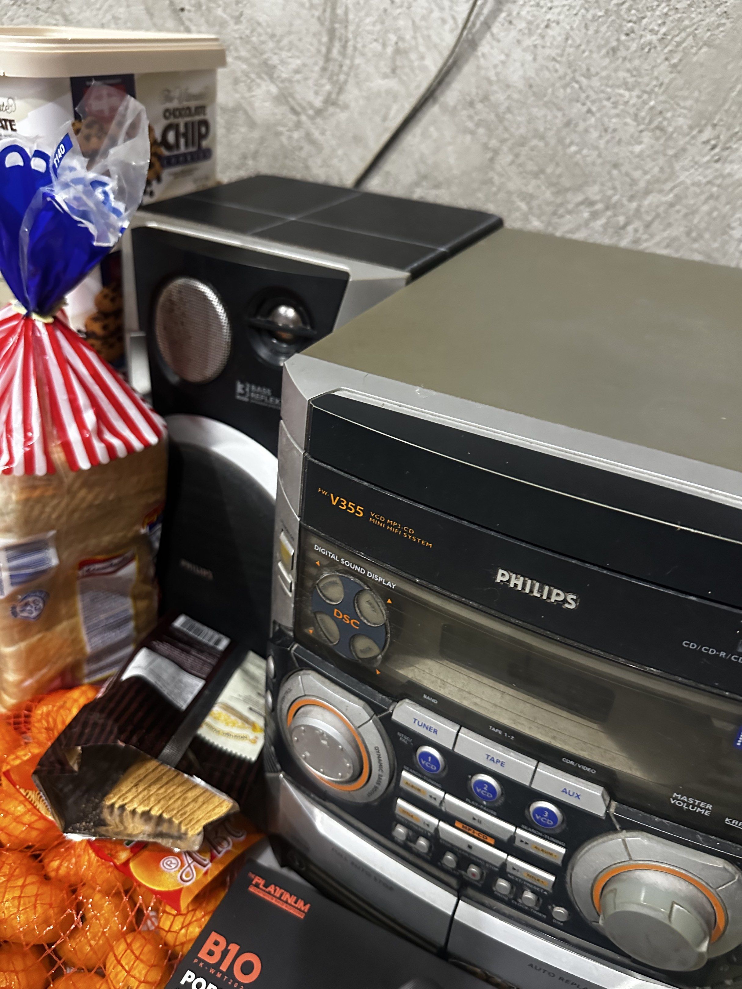 PHILIPS FW-V355 HI-FI SOUND SYSTEM (Category: Other Audio Equipment) located in Pasig City. Submitted by jngscollection (Listing ID 1419103142, Image 2). Description: PHILIPS FW-V355 HI-FI SOUND SYSTEM working po sya, maganda parin tunog, di lng po nag re-read ng cd dvd, ginagamit lng po for radio and AUX. Medyo di lang po nalilinis at di na masyado ginagamit. .
