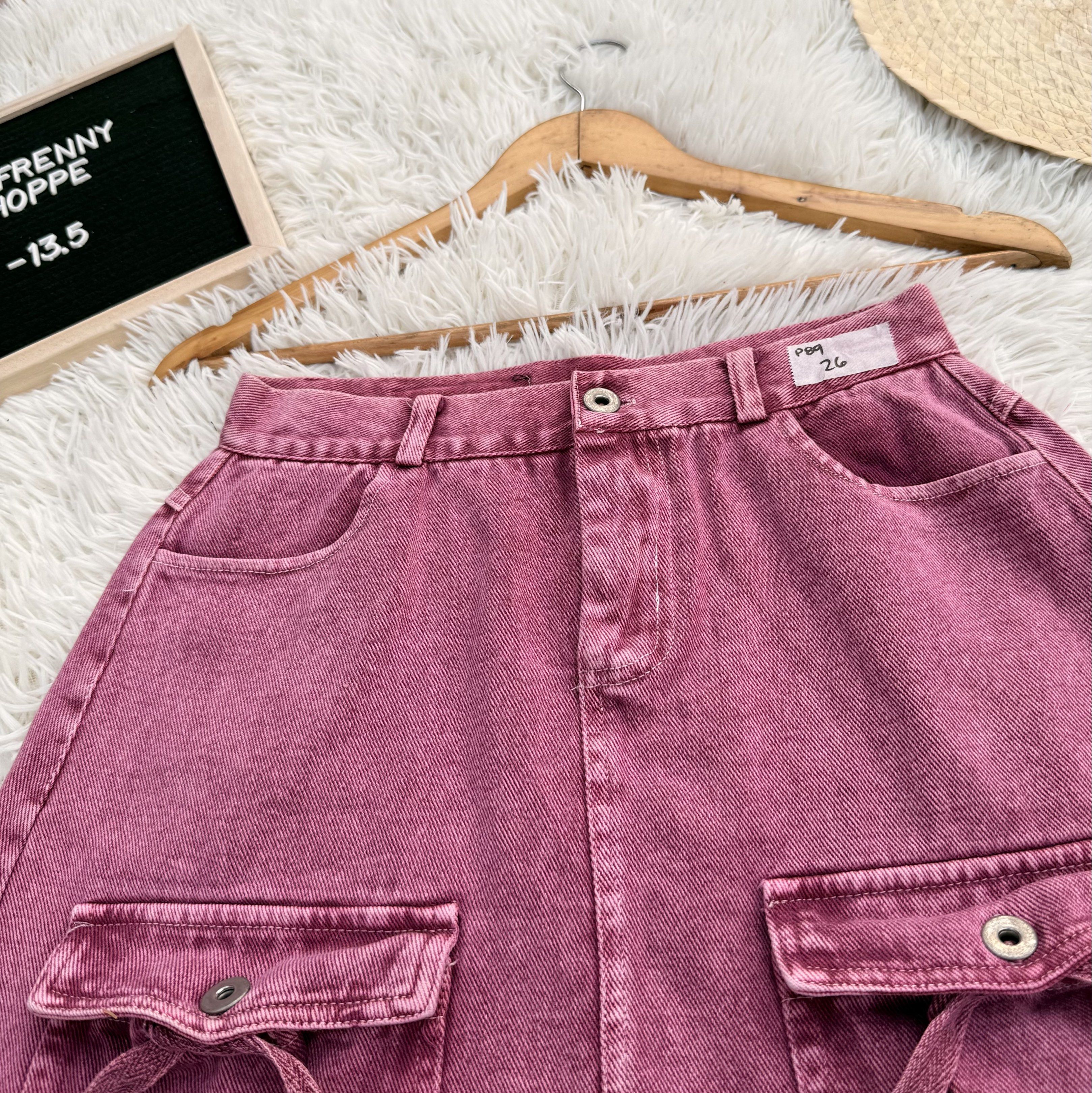 Pink Denim Skirt Size 26 (Category: Skirts) located in Baliuag. Submitted by lifewithkleng (Listing ID 1419159317, Image 2). Description: BRANDED - Pink denim skirt - Size 26 medida - Faded look - Two front pockets - Two side pockets - Button and zipper closure.