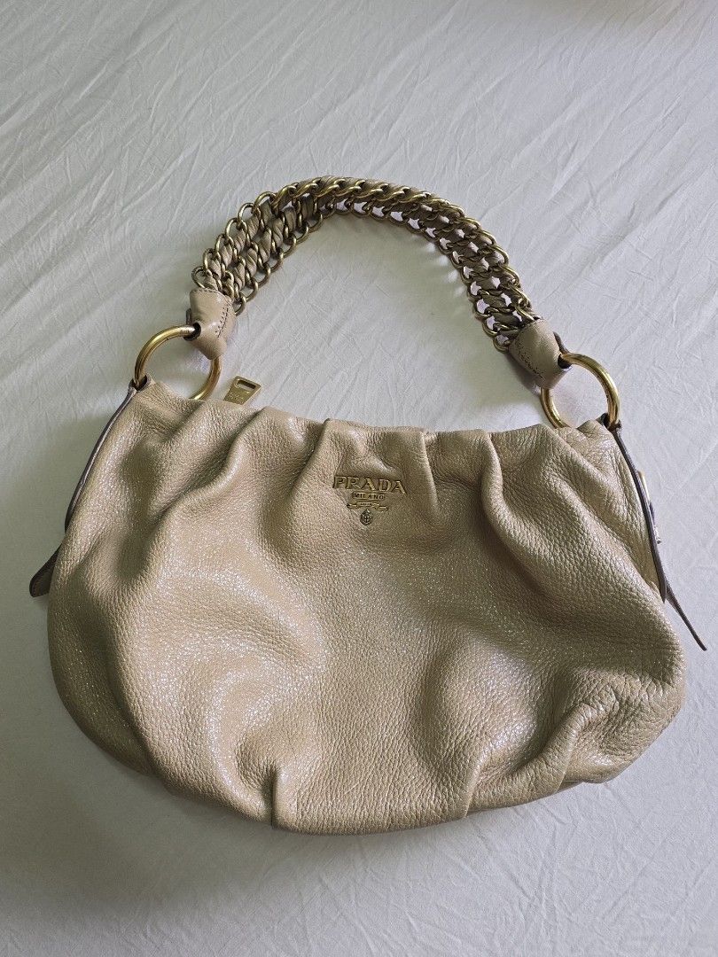 Prada hobo bag (Category: Luxury Bags & Wallets) located in Cagayan de Oro. Submitted by luxetrunc (Listing ID 1419049503, Image 1). Description: .