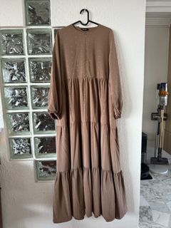 (Category: ) located in . Submitted by shopperholic98 (Listing ID 1419100028, Image 1). Description: .