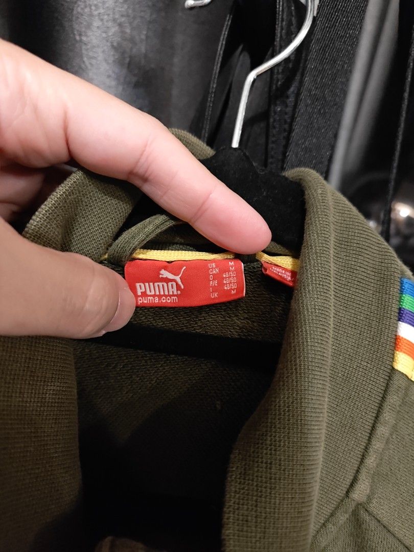 Puma Vintage Jacket (Category: Coats, Jackets and Outerwear) located in Singapore. Submitted by memobiruhome (Listing ID 1419166328, Image 2). Description: puma Vintage jacket. very good condition no tear. kept in closet covered all along.