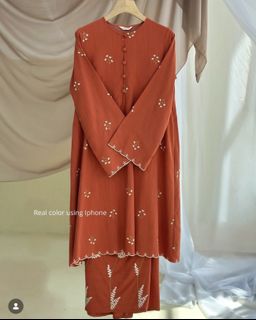 (Category: ) located in . Submitted by shoppingcrazy (Listing ID 1419019534, Image 1). Description: .