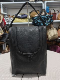 (Category: ) located in . Submitted by secondchances.thriftsh8p (Listing ID 1419162962, Image 1). Description: .