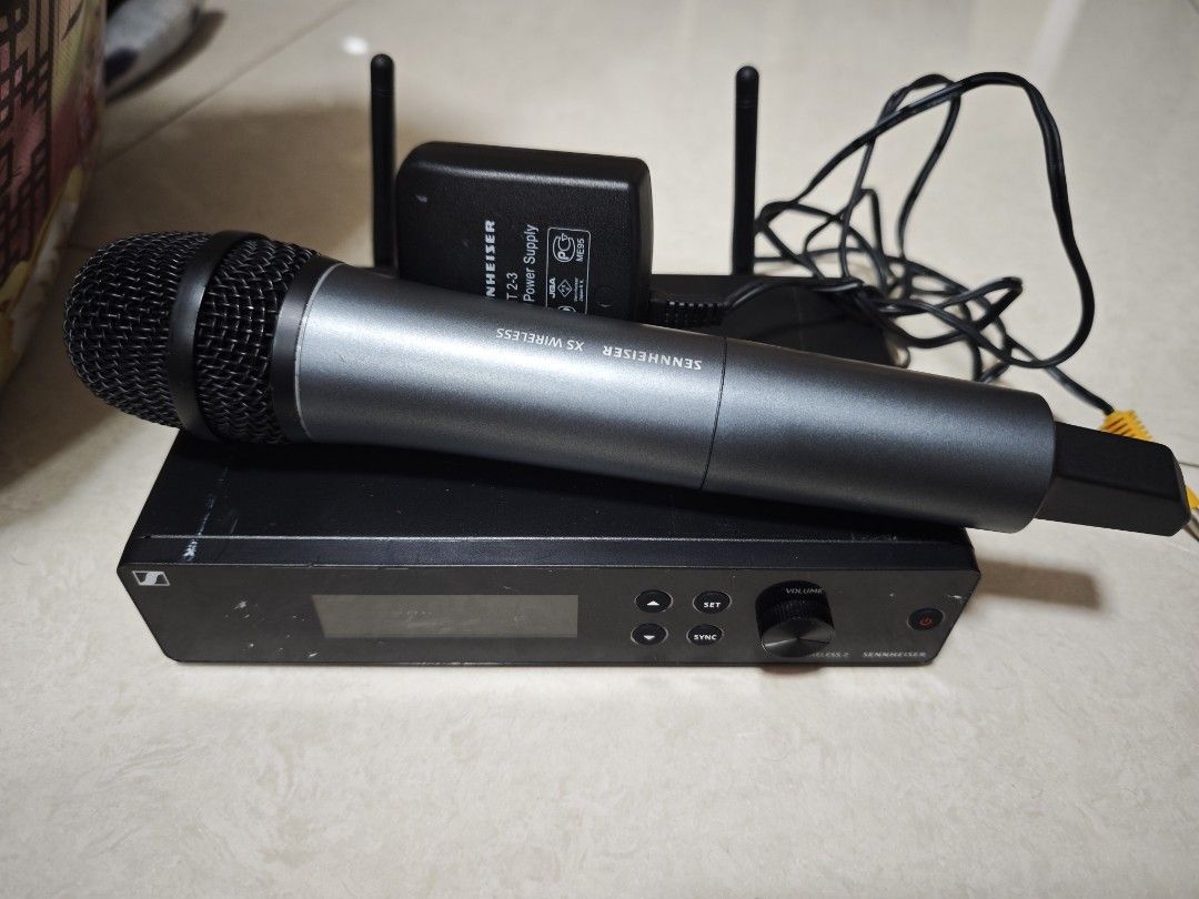 Sennheiser XSW2 Wireless Microphone