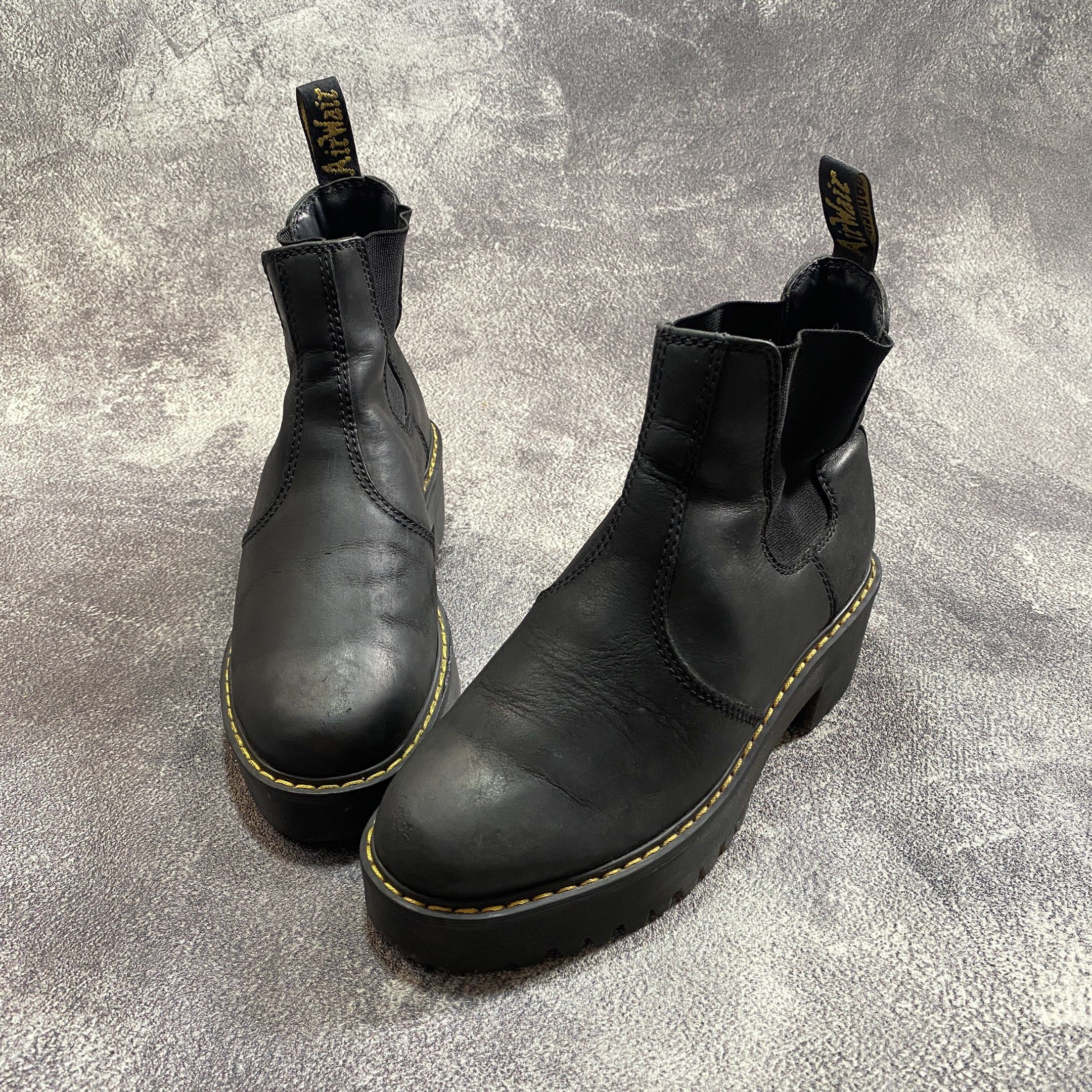 Sepatu Docmart Chelsea Rometty Second Original, Fesyen Wanita, Sepatu ...