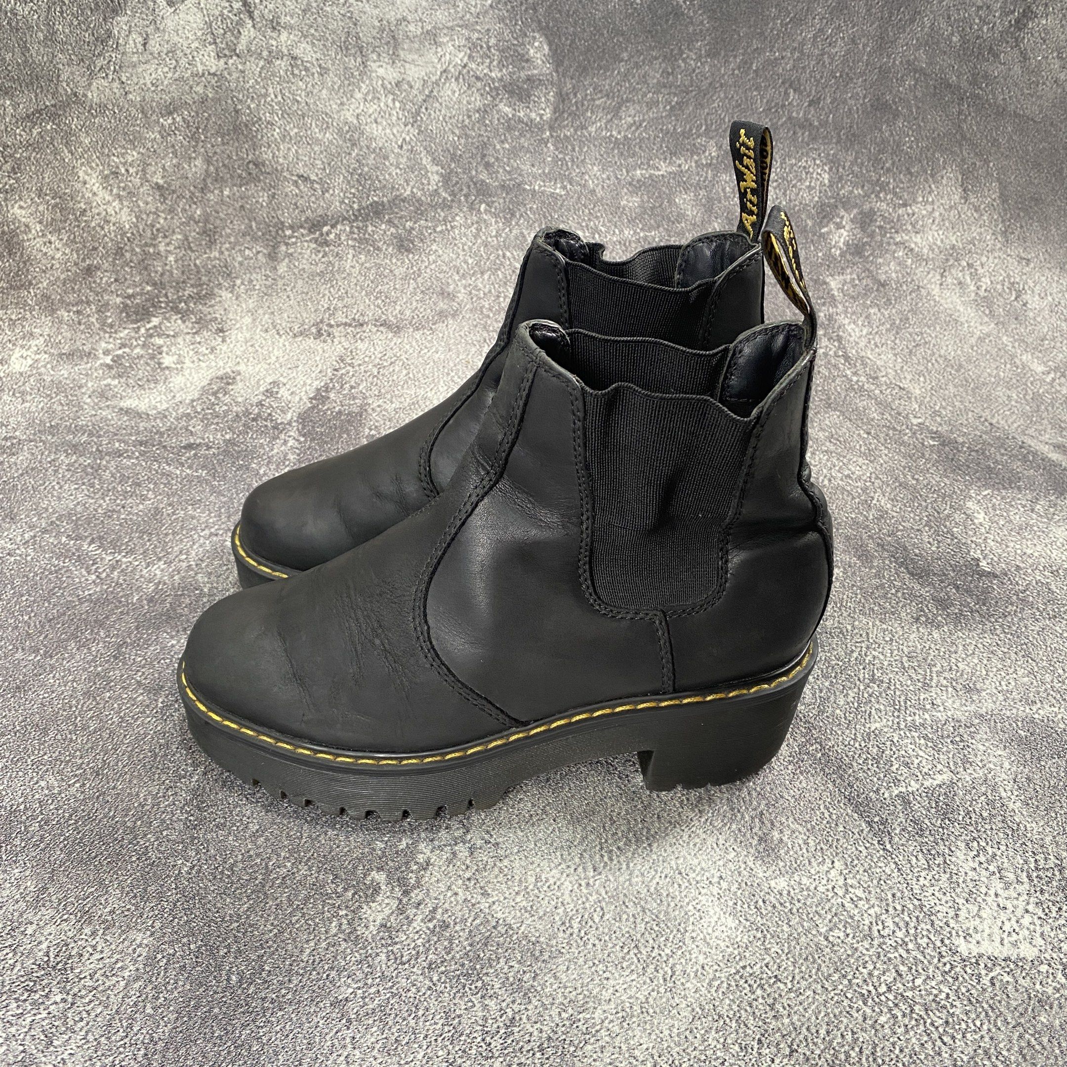 Sepatu Docmart Chelsea Rometty Second Original, Fesyen Wanita, Sepatu ...