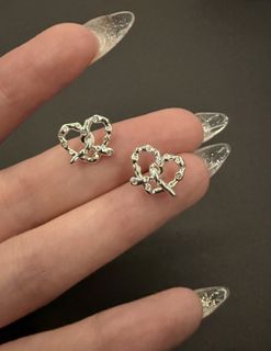 (Category: ) located in . Submitted by nanarasg (Listing ID 1419160224, Image 1). Description: .