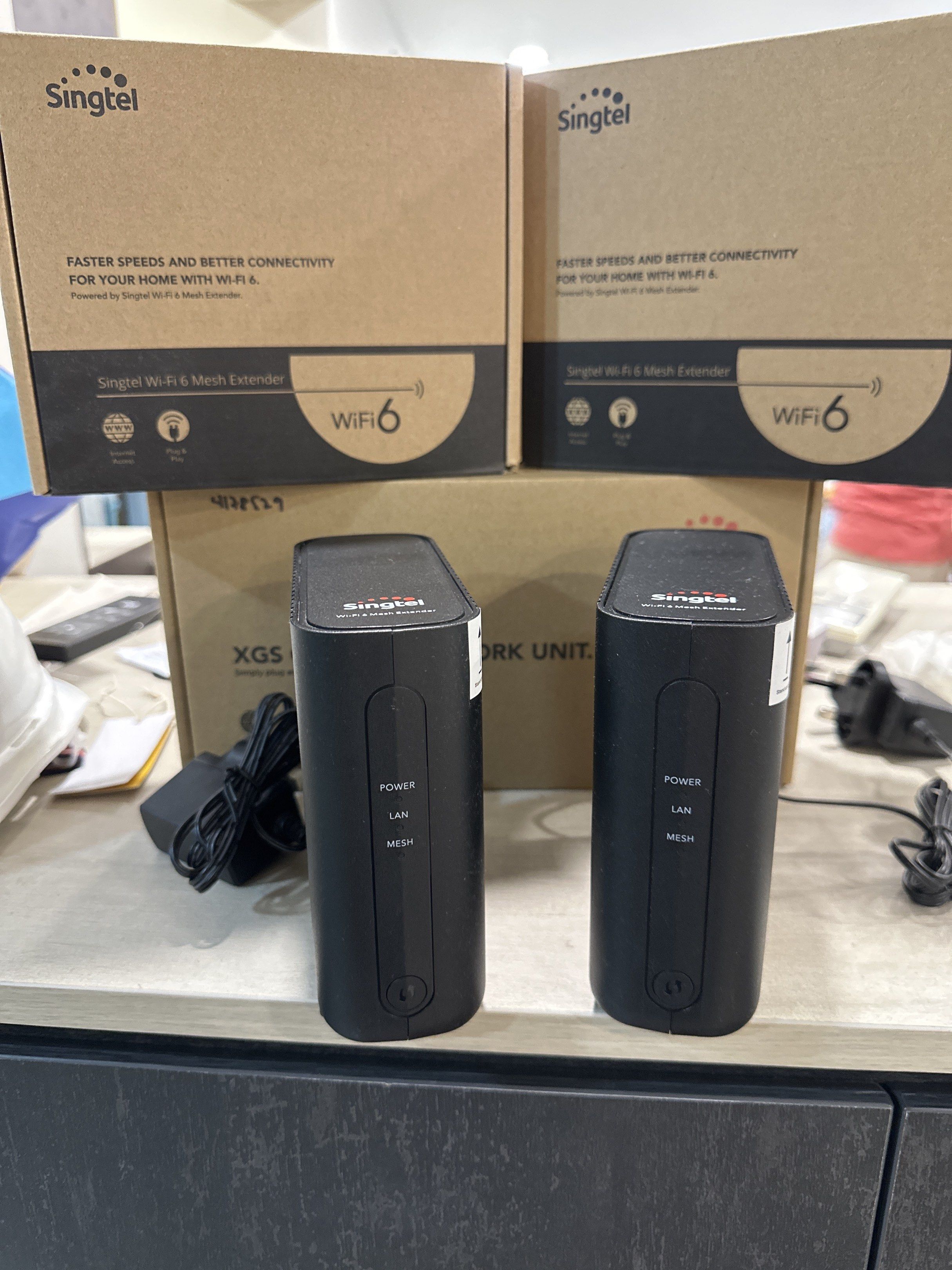 SingTel mesh router, TV & Home Appliances, Electrical, Adaptors ...