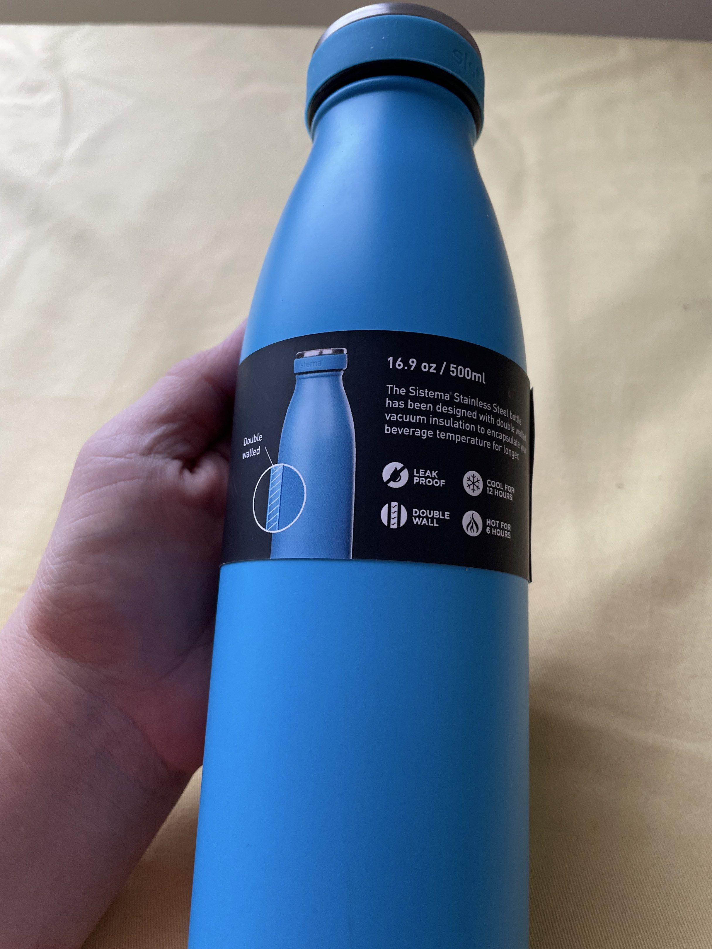 SISTEMA STAINLESS STEEL DOUBLE WALLED (Category: Water Bottles & Tumblers) located in Manila. Submitted by winnieyols (Listing ID 1419133797, Image 2). Description: SISTEMA ( ORIGINAL ) - NEW ZEALAND BRAND - DOUBLE WALLED - STAINLESS STEEL - 12 HRS COOL - 6 HRS HOT - 16.9 oz/ 500 ml - LEAK PROOF - SELLING FOR ONLY PHP 1,050.00 RFS: HELPING A FRIEND DECLUTTER MOP: BPI SELF BOOK FOR PICKUP SF ON BUYERS ACCOUNT.