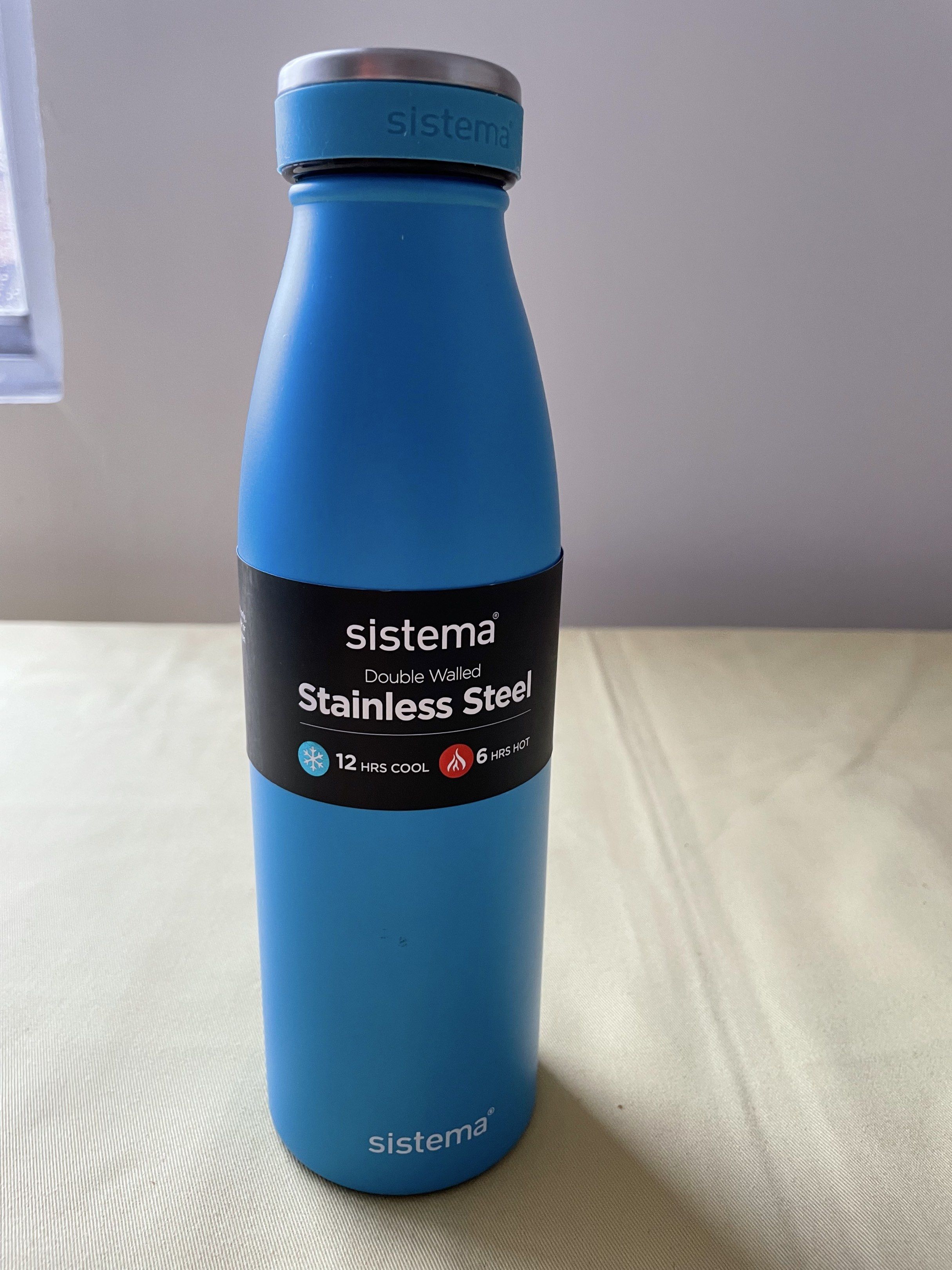 SISTEMA STAINLESS STEEL DOUBLE WALLED (Category: Water Bottles & Tumblers) located in Manila. Submitted by winnieyols (Listing ID 1419133797, Image 1). Description: SISTEMA ( ORIGINAL ) - NEW ZEALAND BRAND - DOUBLE WALLED - STAINLESS STEEL - 12 HRS COOL - 6 HRS HOT - 16.9 oz/ 500 ml - LEAK PROOF - SELLING FOR ONLY PHP 1,050.00 RFS: HELPING A FRIEND DECLUTTER MOP: BPI SELF BOOK FOR PICKUP SF ON BUYERS ACCOUNT.