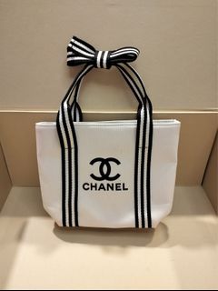 (Category: ) located in . Submitted by zensboutique (Listing ID 1419189140, Image 1). Description: .