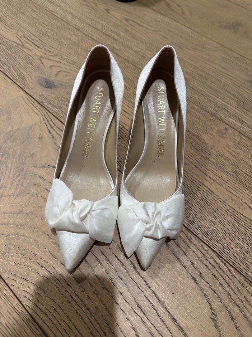 Stuart Weitzman white satin bow heels (Category: Women's Shoes) located in Melbourne. Submitted by ninalavenda (Listing ID 1419174514, Image 1). Description: .