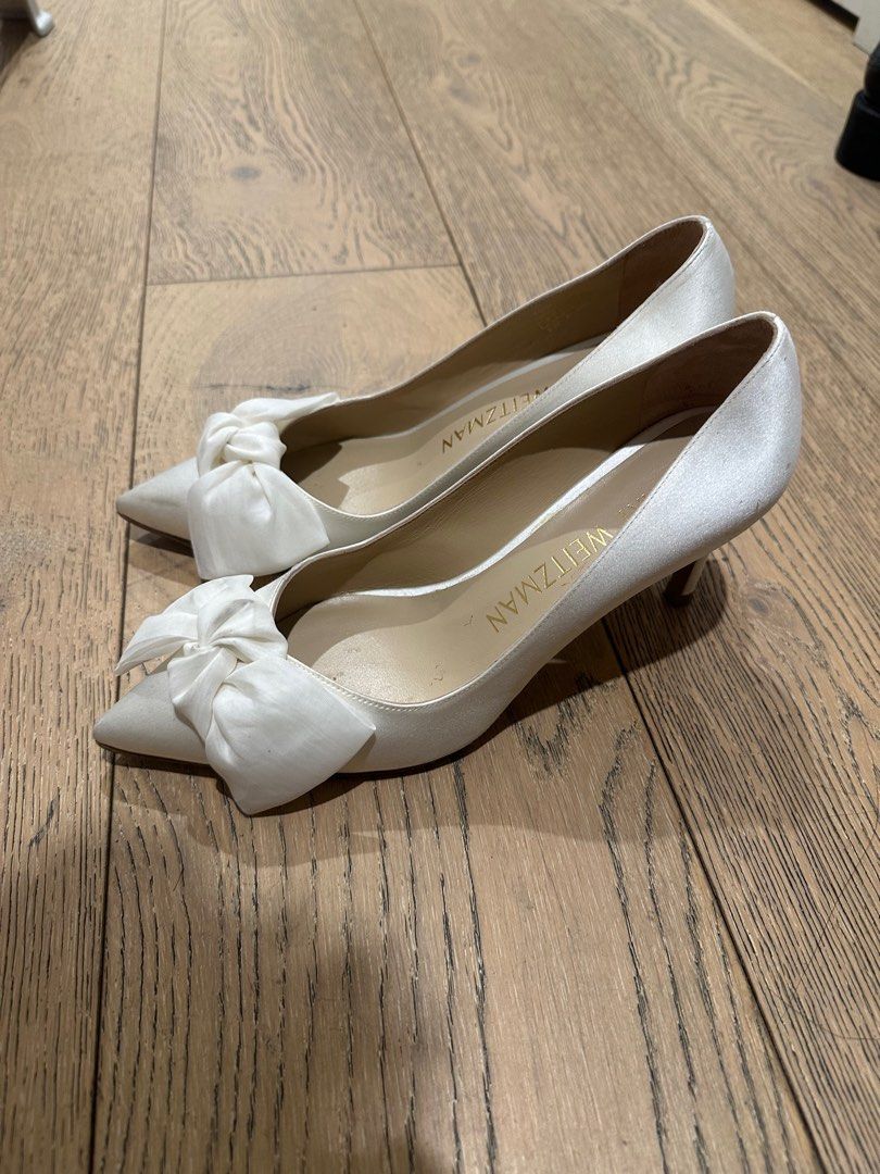 Stuart Weitzman white satin bow heels (Category: Women's Shoes) located in Melbourne. Submitted by ninalavenda (Listing ID 1419174514, Image 2). Description: .