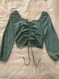 (Category: ) located in . Submitted by clearthiscloset (Listing ID 1419048224, Image 1). Description: .