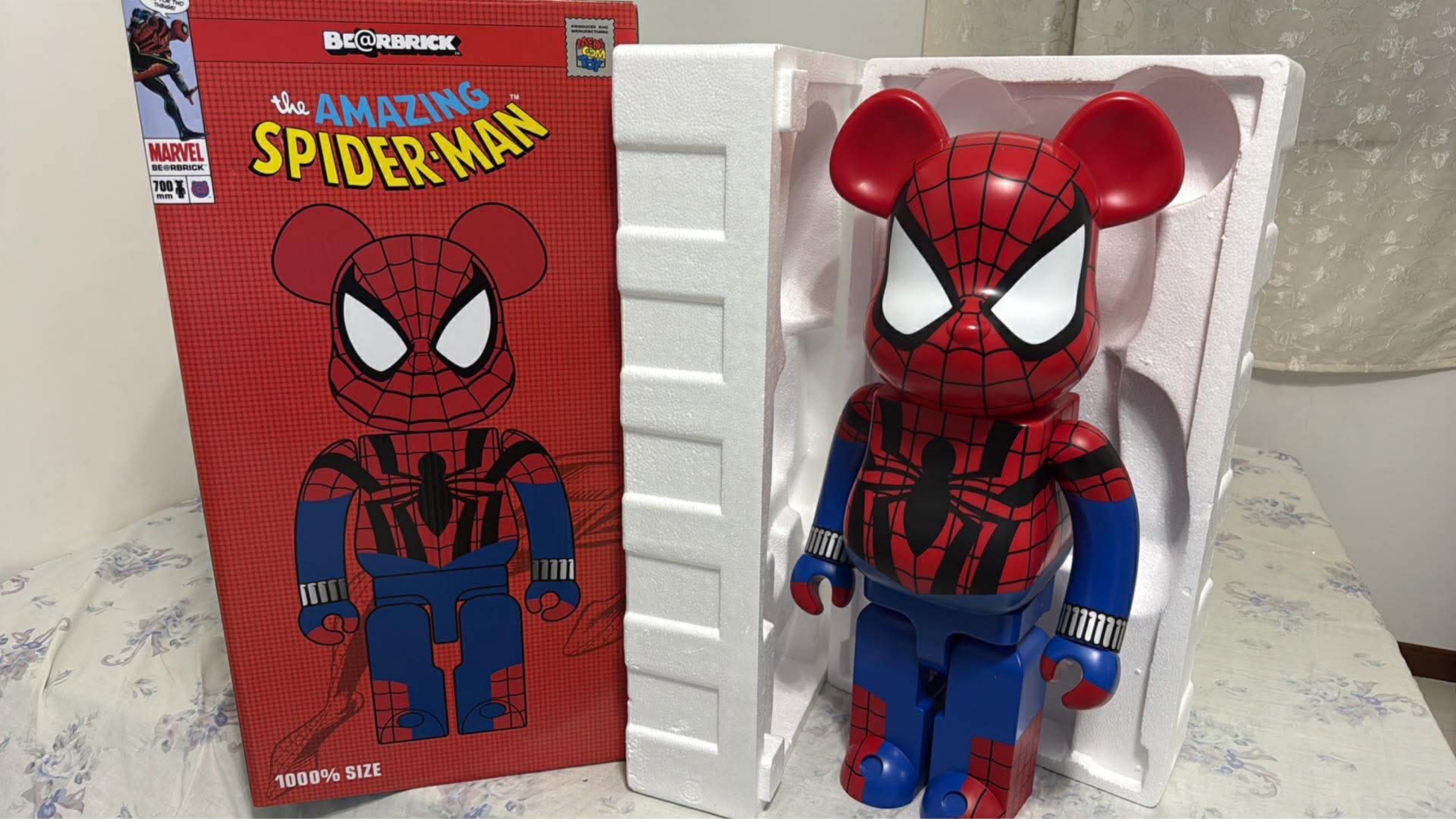 The Amazing Spider-Man Ben Reilly - Bear Bricks 1000% (Category: Figurines & Statues) located in Paranaque City. Submitted by spideydream (Listing ID 1419037291, Image 2). Description: Great additions to your awesome collections! Mint condition (9.5/10). Bearbricks were displayed only inside the acrylic case after taking out of the box. Complete with original box and authenticity paper/certification. Price is slightly negotiable..