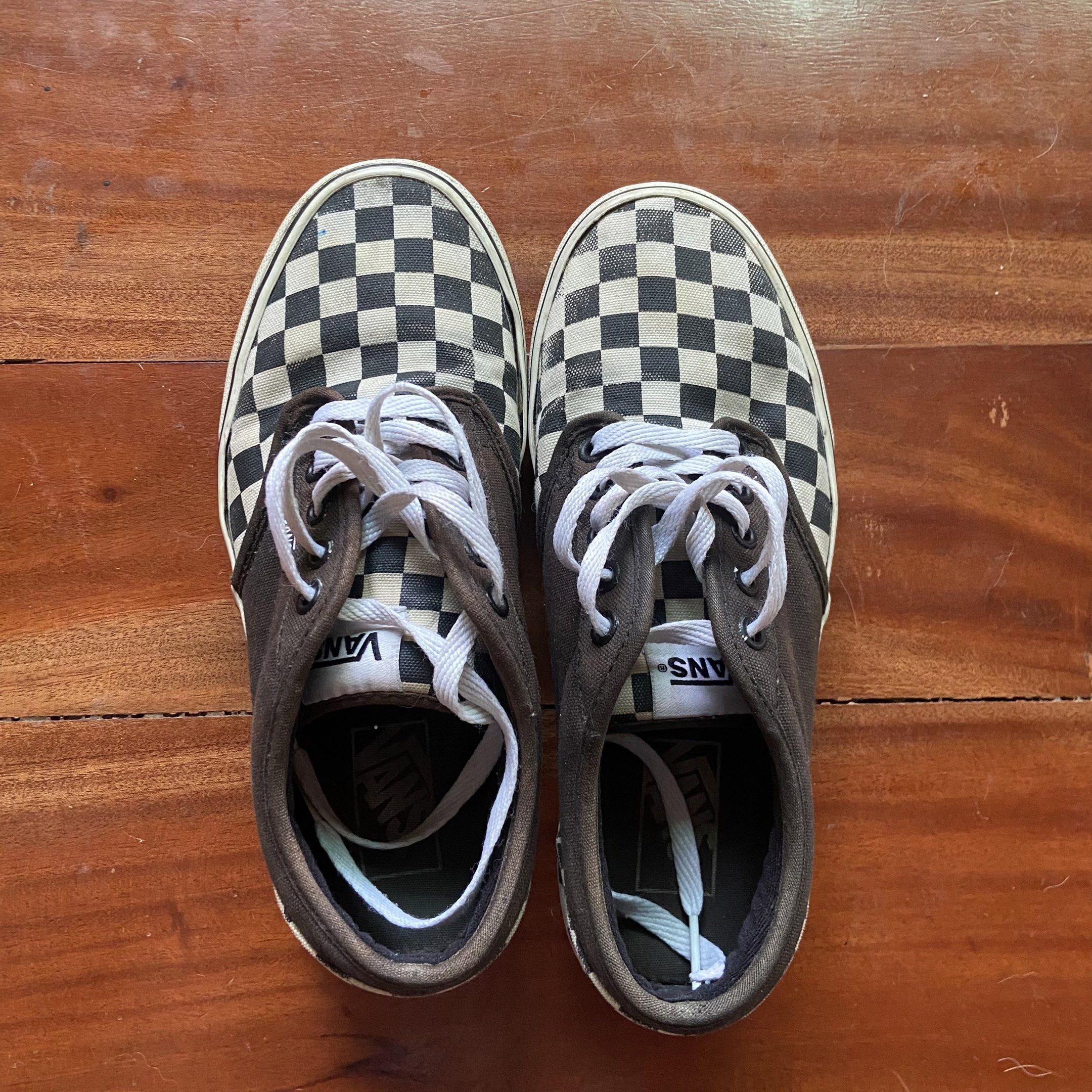 Vans Checkerboard Sneakers - US Men's 7 (Category: Sneakers) located in Quezon City. Submitted by mssaiira (Listing ID 1419076692, Image 1). Description: - Vans checkerboard sneakers - Black and white checkered pattern - US Men's size 7 - Made in Vietnam - Signs of wear on toe area -AUTHENTIC -NEEDS CLEANING.
