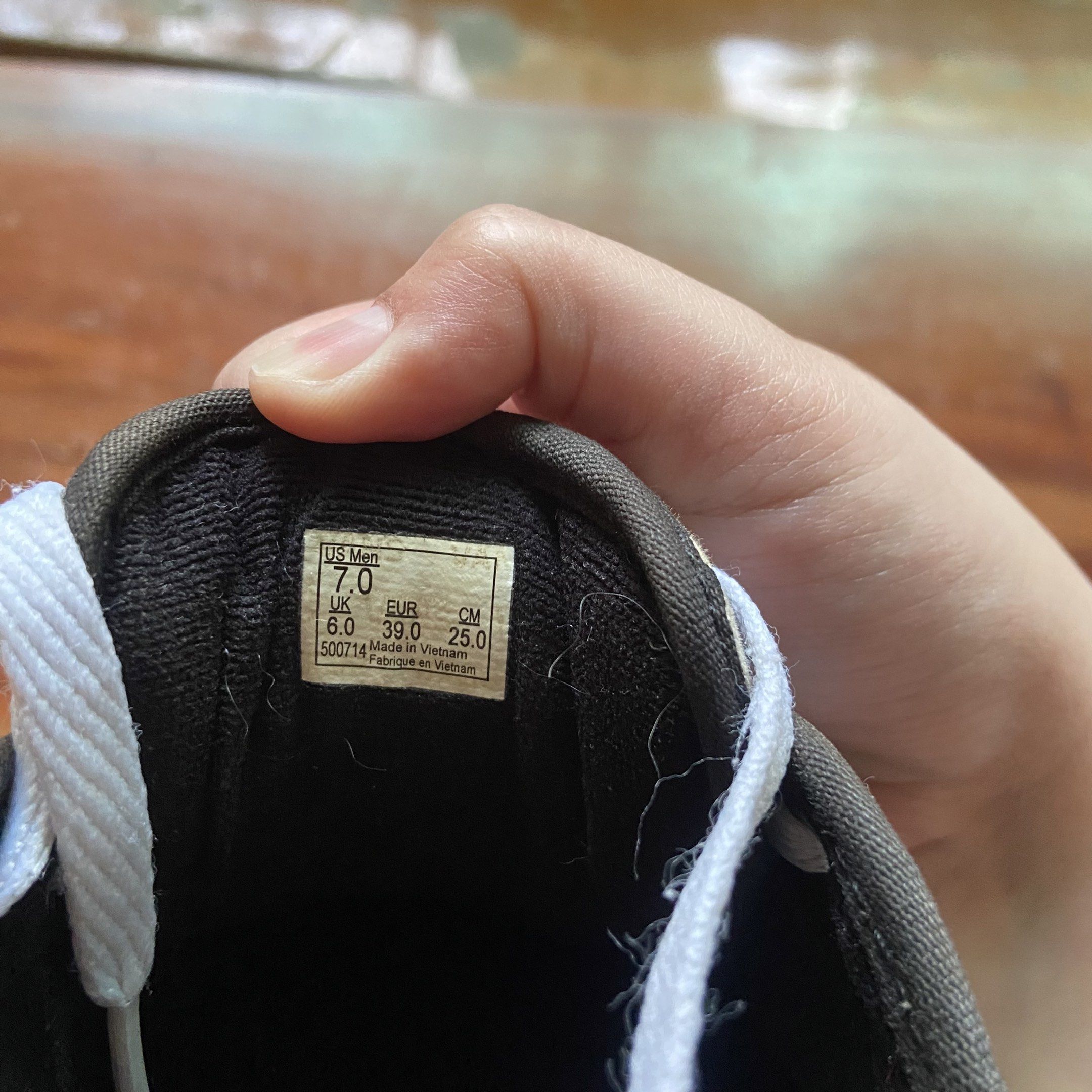 Vans Checkerboard Sneakers - US Men's 7 (Category: Sneakers) located in Quezon City. Submitted by mssaiira (Listing ID 1419076692, Image 3). Description: - Vans checkerboard sneakers - Black and white checkered pattern - US Men's size 7 - Made in Vietnam - Signs of wear on toe area -AUTHENTIC -NEEDS CLEANING.