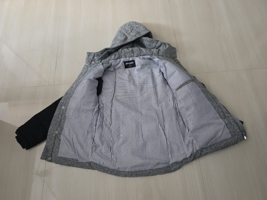 Winter Jacket (Category: Coats, Jackets and Outerwear) located in Singapore. Submitted by bugetti (Listing ID 1419022740, Image 3). Description: Winter coat for sale. used only 2 trips during winter holidays. Bought from overseas..