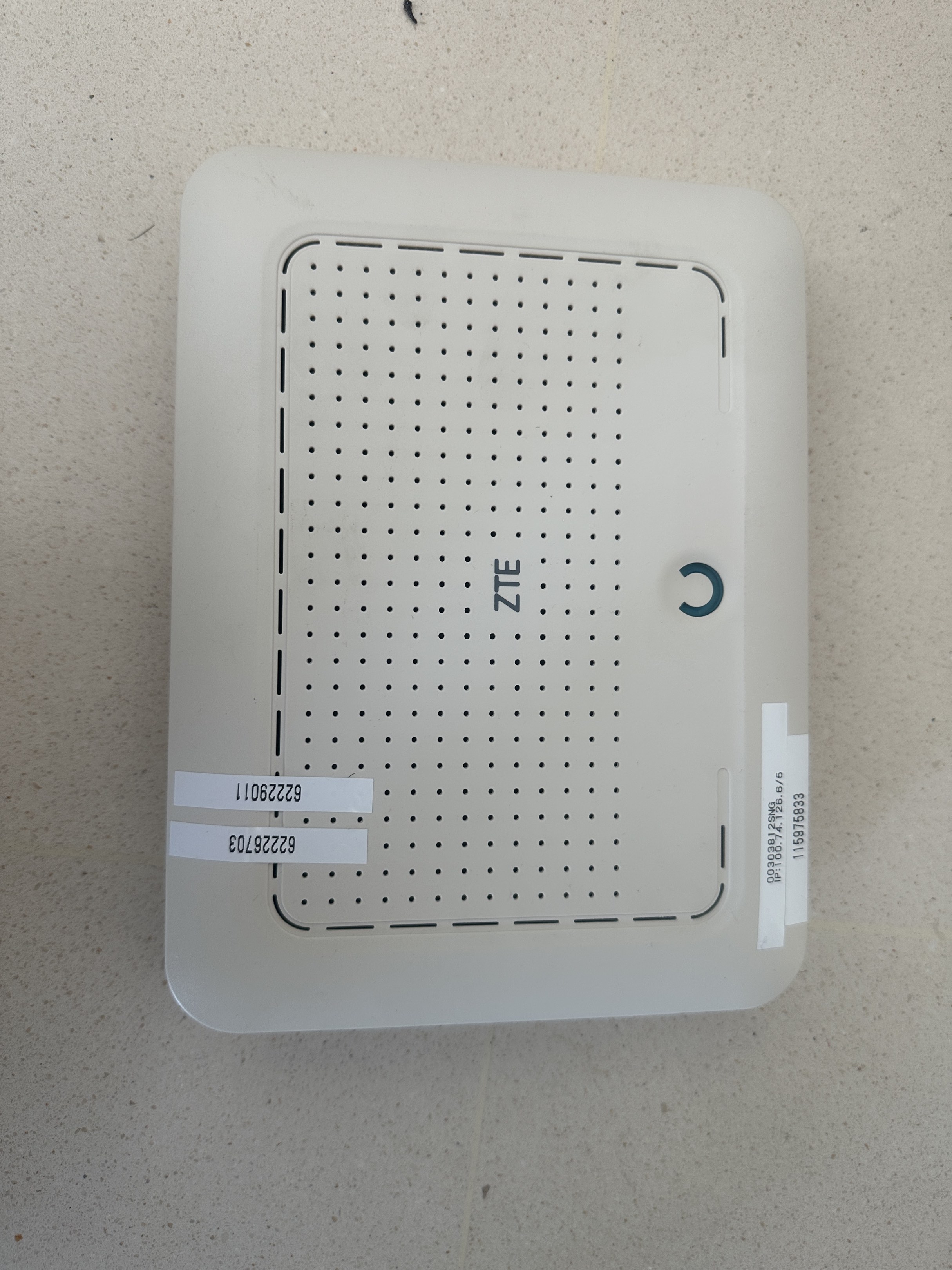 でんでん ZTE ZXv10 1508C Integrated Access Device, Computers & Tech, Parts