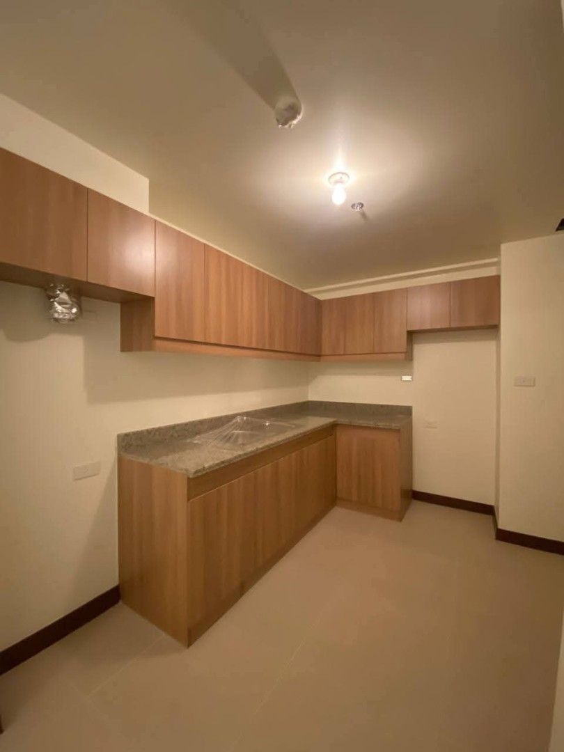 2 BR Unit Fairlane Residences Atrium Level (Category: Apartments & Condos) located in Pasig City. Submitted by BrokerDorenFerran (Listing ID 1420828193, Image 3). Description: FAIRLANE RESIDENCES ‼️FIRE SALE 7.8M ONLY for CASH TERM‼️‼️ ✅️AVAILABLE: 53.5 sqm 2-bedroom Type E Facing amenities Garden / Atrium Level with Pasig River View and BGC under in-house financing 7M for more details: Message or contact: Doren Ferran Balai Ko Licensed Real Esta