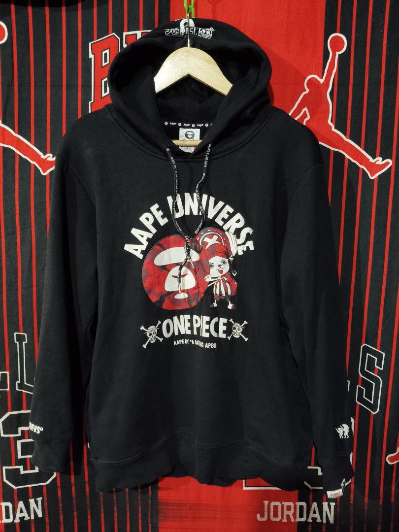 AAPE x One Piece Hoodie (Category: Coats, Jackets and Outerwear) located in Naga. Submitted by tnlselection (Listing ID 1420919776, Image 1). Description: You can make offers for this item. DM 📩.