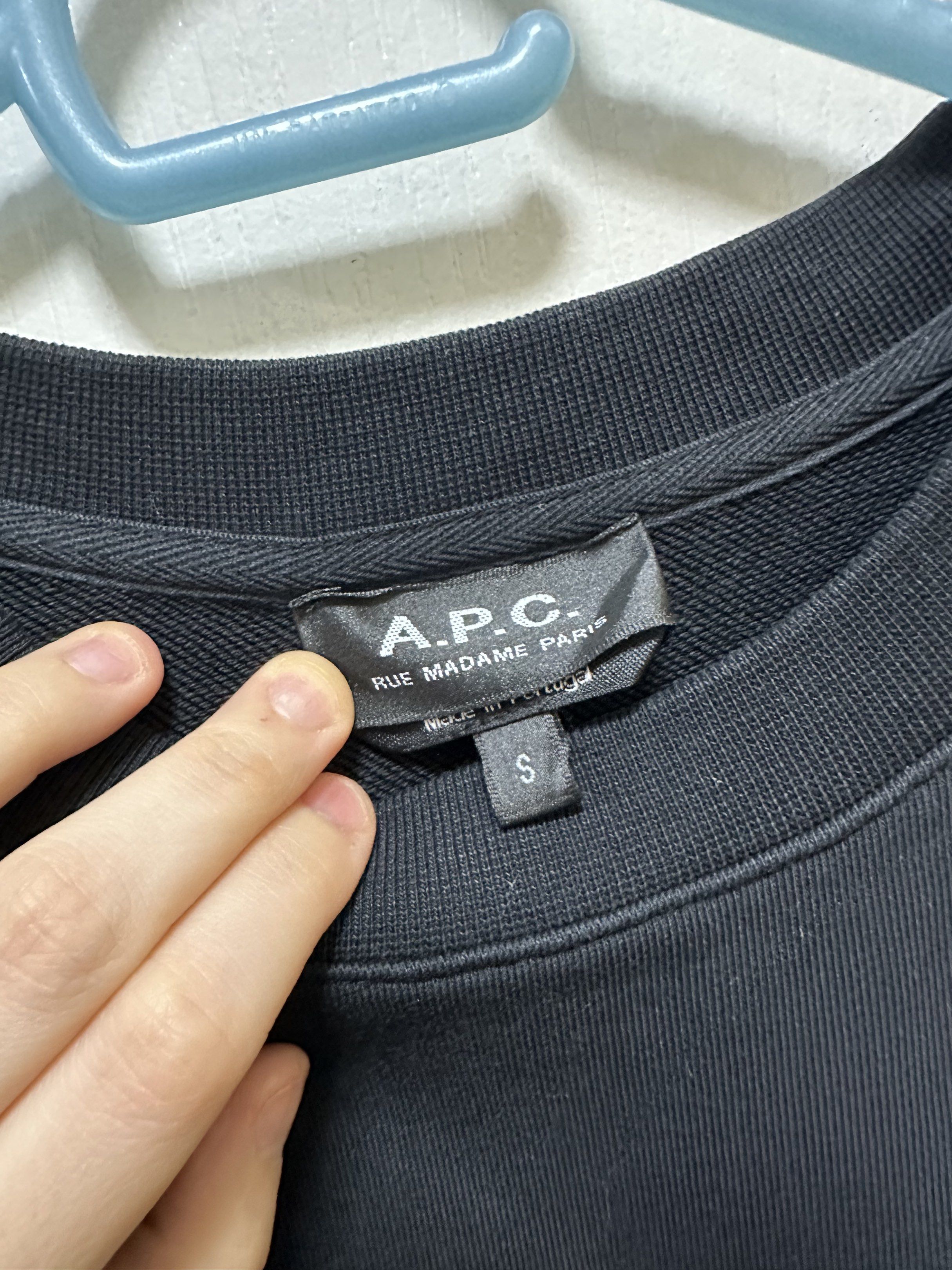 APC Black sweater (Category: Coats, Jackets and Outerwear) located in Quezon City. Submitted by favesforless (Listing ID 1420855659, Image 2). Description: Fits women XS-M Fits men S-M Guaranteed authentic or money back Bought in paris No receipt Rfs need funds Price is slightly negotiable.
