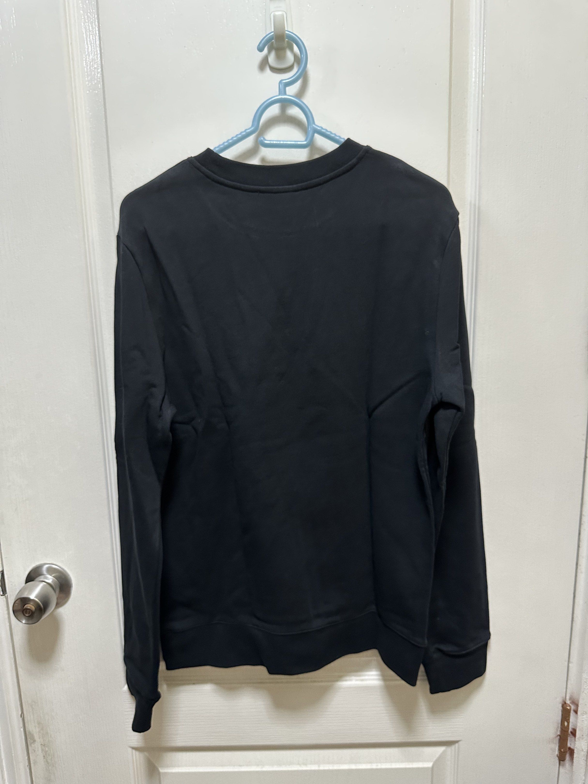 APC Black sweater (Category: Coats, Jackets and Outerwear) located in Quezon City. Submitted by favesforless (Listing ID 1420855659, Image 3). Description: Fits women XS-M Fits men S-M Guaranteed authentic or money back Bought in paris No receipt Rfs need funds Price is slightly negotiable.