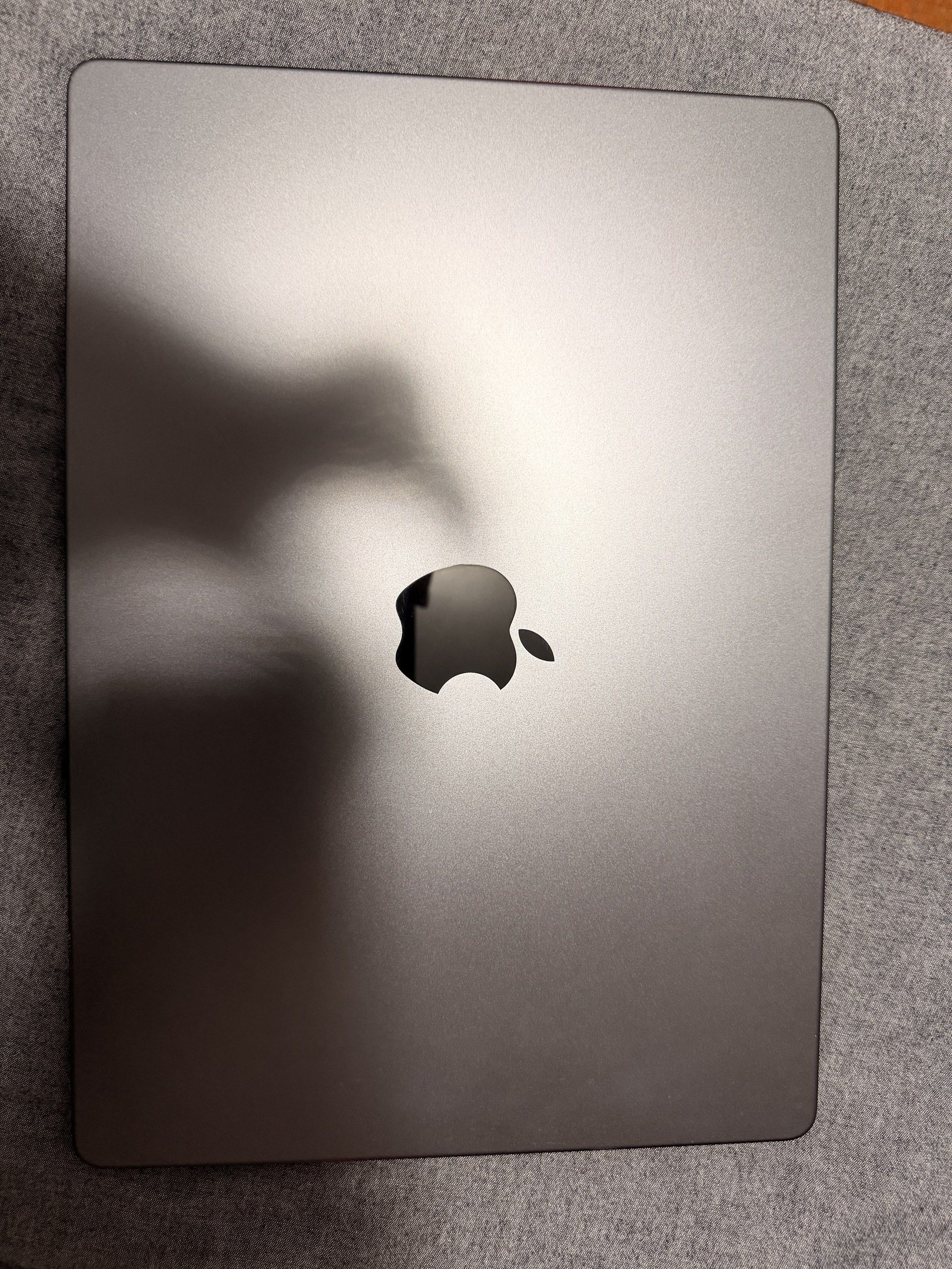 Apple MacBook Pro 14" M3 Pro With Apple Care +