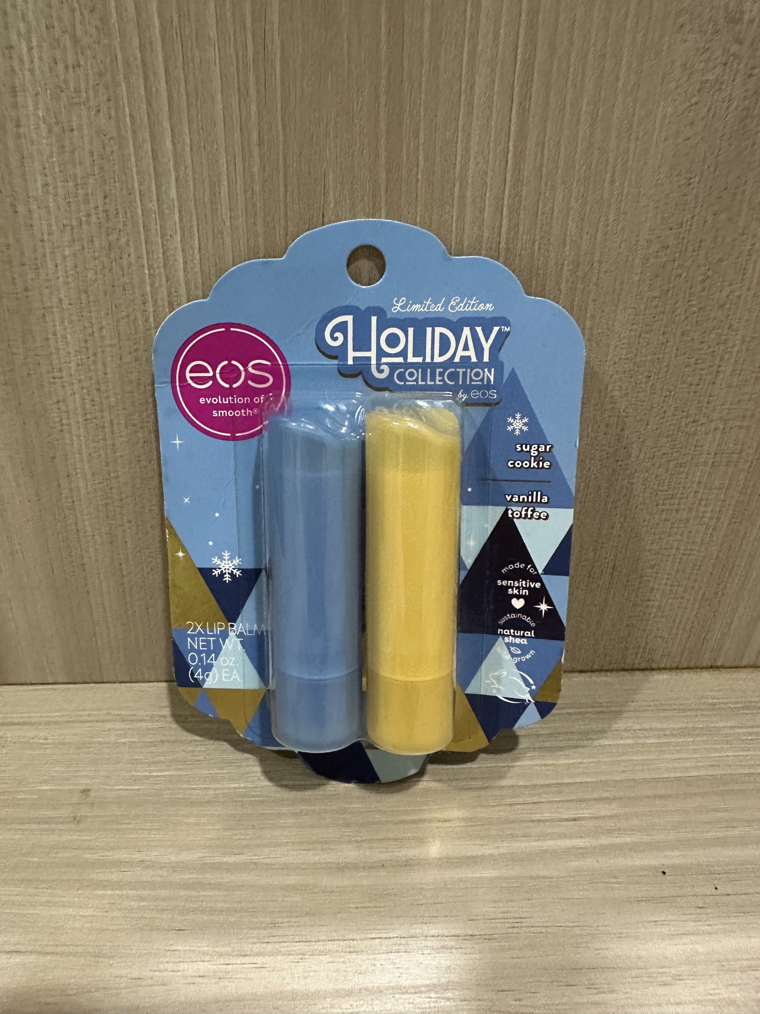 AUTHENTIC eos Holiday Collection Lip Balm (Category: Makeup) located in Manila. Submitted by bellevd (Listing ID 1420837821, Image 1). Description: - AUTHENTIC eos Holiday Collection Lip Balm - Limited Edition - Includes two lip balms - Flavors: Sugar Cookie and Vanilla Toffee - New and sealed - Perfect for gifting or personal use MOP: Gcash, BPI, GoTyme (No cash payments) .