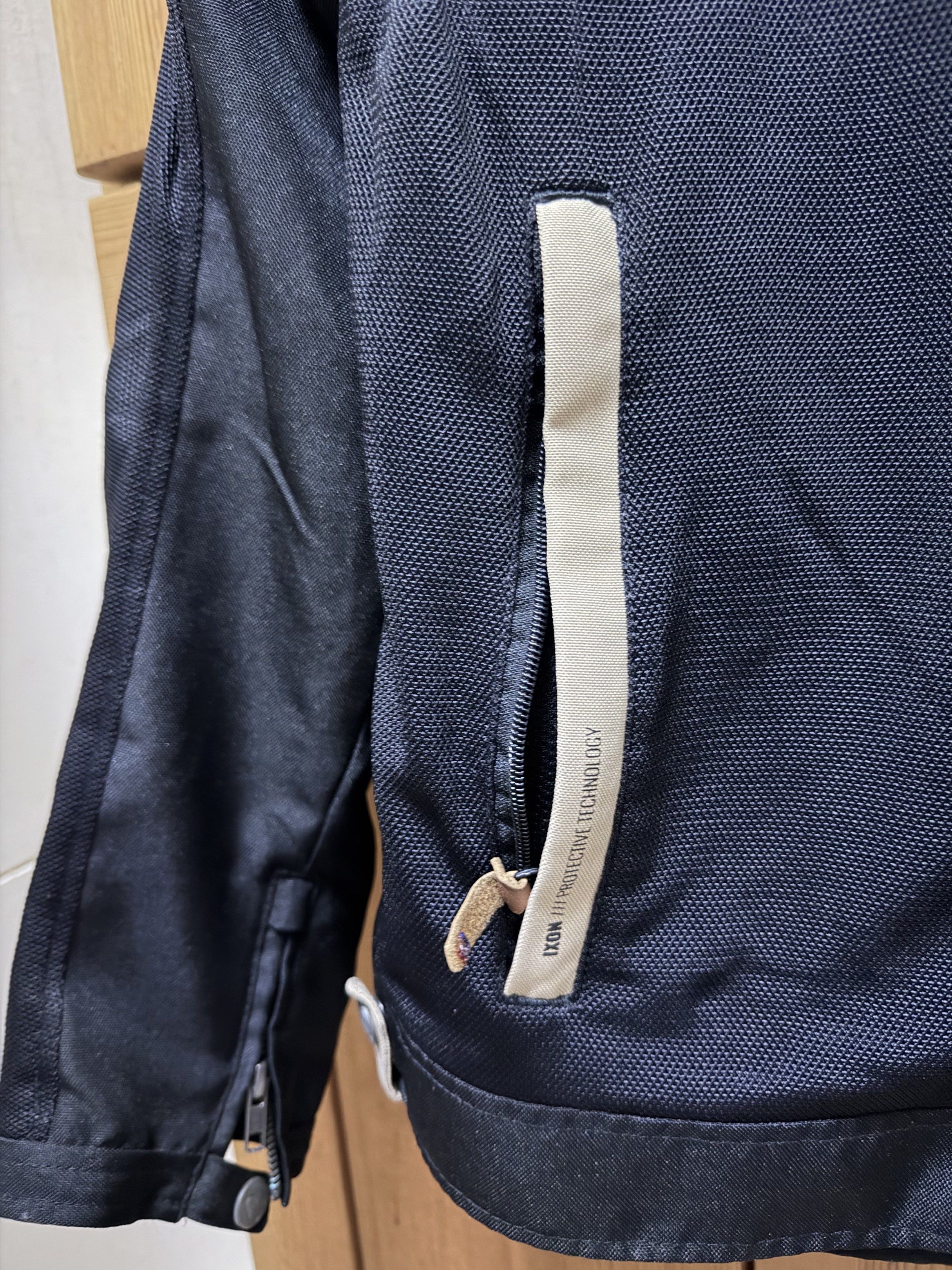 Ixon Motorcycle Jacket 4XL Ducati Patched (Category: Activewear) located in Quezon City. Submitted by sebdj (Listing ID 1420926799, Image 2). Description: Original ixon Motorbike Jacket Size 4XL With Ducati Patches (you can remove them) Pre owned but in good condition Location - New Manila QC Message if interested Thanks! .