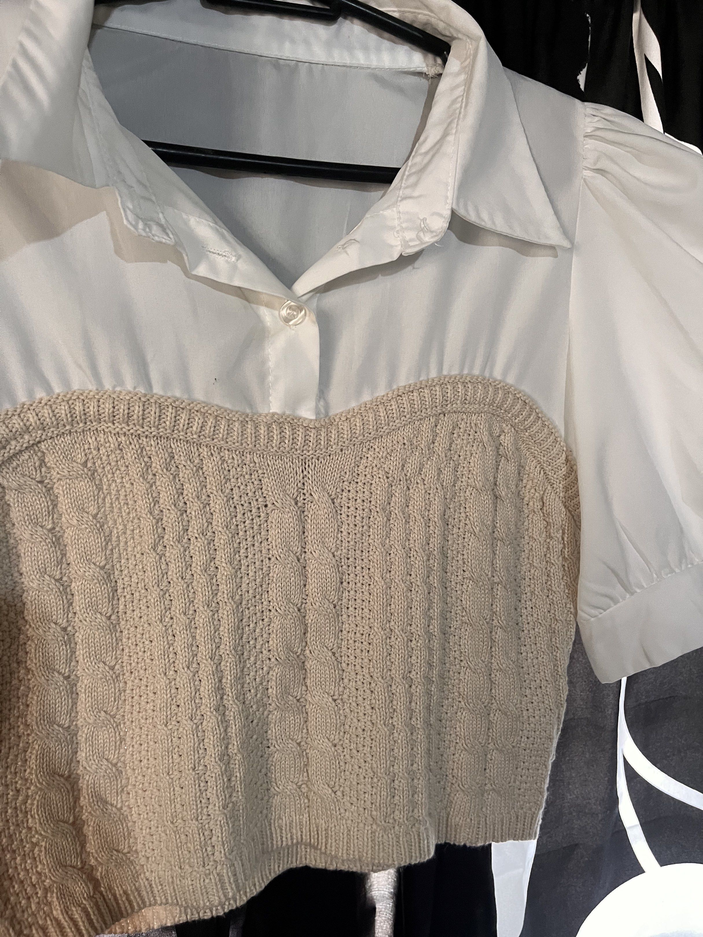 blouse puff sleeves with beige crochet layering (Category: Blouses) located in Apalit. Submitted by jd.eclutters (Listing ID 1420890167, Image 2). Description: ➫ good as new ➫ puff sleeves ➫ fits S-M ➫ rfs: nasa closet lang hehe 📍Apalit, Pampanga 🧾 Gcash 📦 J&T 💌 dm for nego & more infos! happy shopping! 🛒⋆⭒˚.⋆.