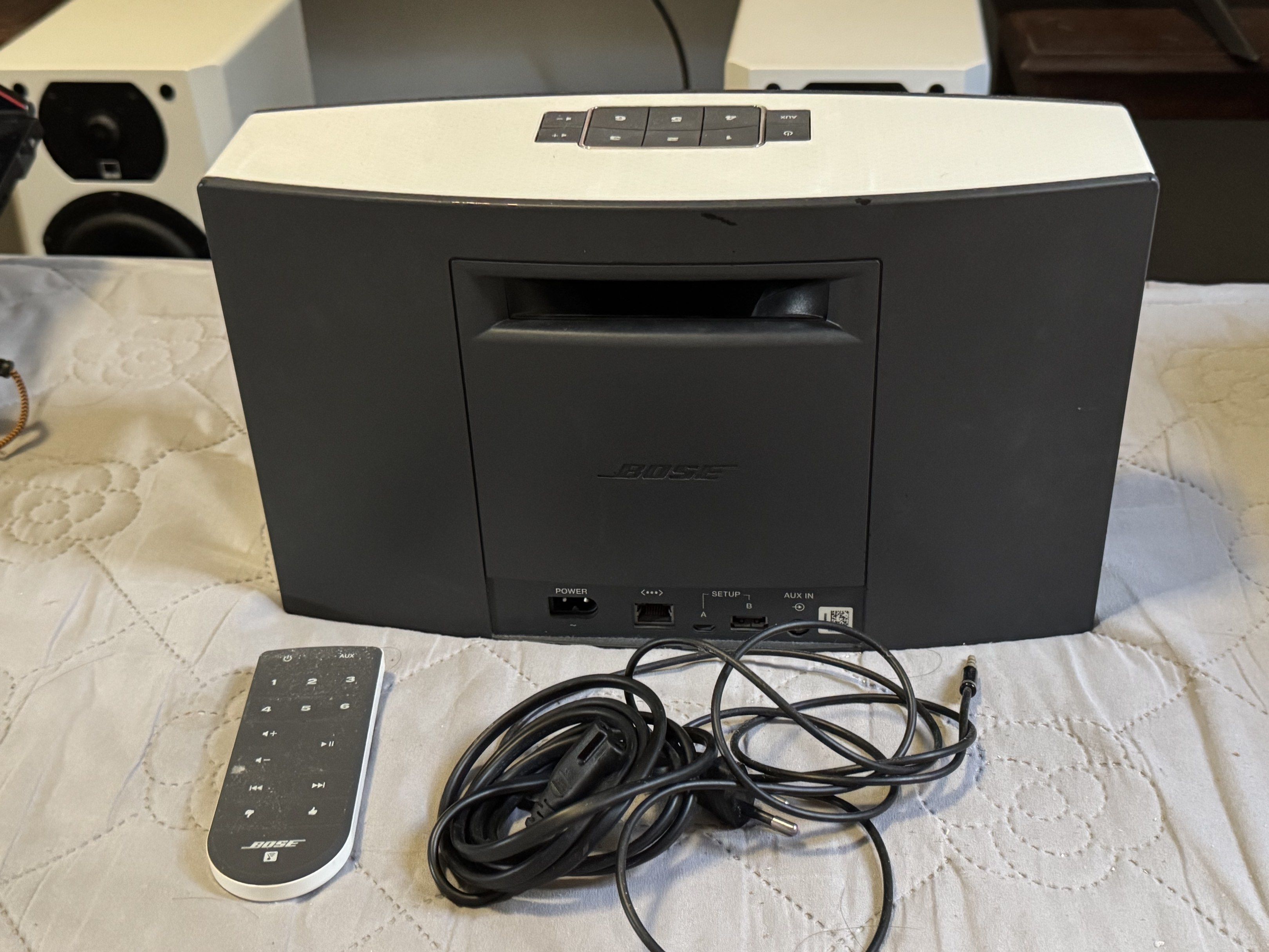 Bose sound touch 20 Speaker (Category: Soundbars, Speakers & Amplifiers) located in Singapore. Submitted by tradeexotics (Listing ID 1420844530, Image 2). Description: Uses wifi to stream FM radio channels . Download App ( Soundtouch) from App Store for setup with the speaker . https://youtu.be/u2zD4z9hV4k?si=-mchPcBVRG7gHQv_.