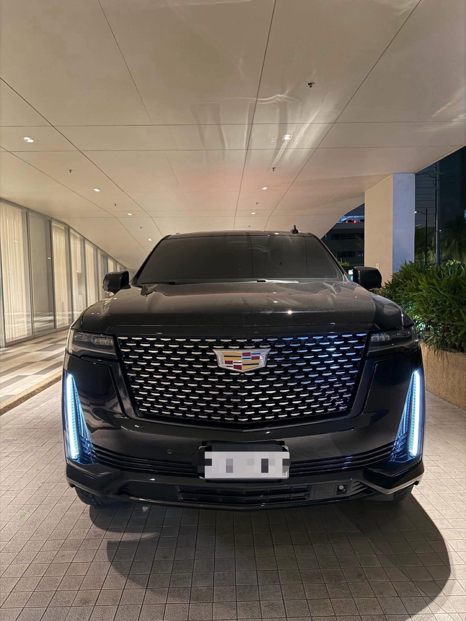 Cadillac Escalade ESV Platinum Auto (Category: Used Cars) located in Manila. Submitted by quality_cars (Listing ID 1420767604, Image 1). Description: 2023 Cadillac Escalade ESV Platinum 🔧 Condition: Excellent 🛣️ Mileage: 12,500 KMS only ⛽ Fuel Type: Gasoline Vehicle Details: • Vehicle Type: Full-Size Luxury SUV, 7-seater (Extended Wheelbase - ESV) • Engine Type: 6.2L V8 Naturally Aspirated • Power: 420 hp • Torque: 623 Nm • Transmission: 10-Spe