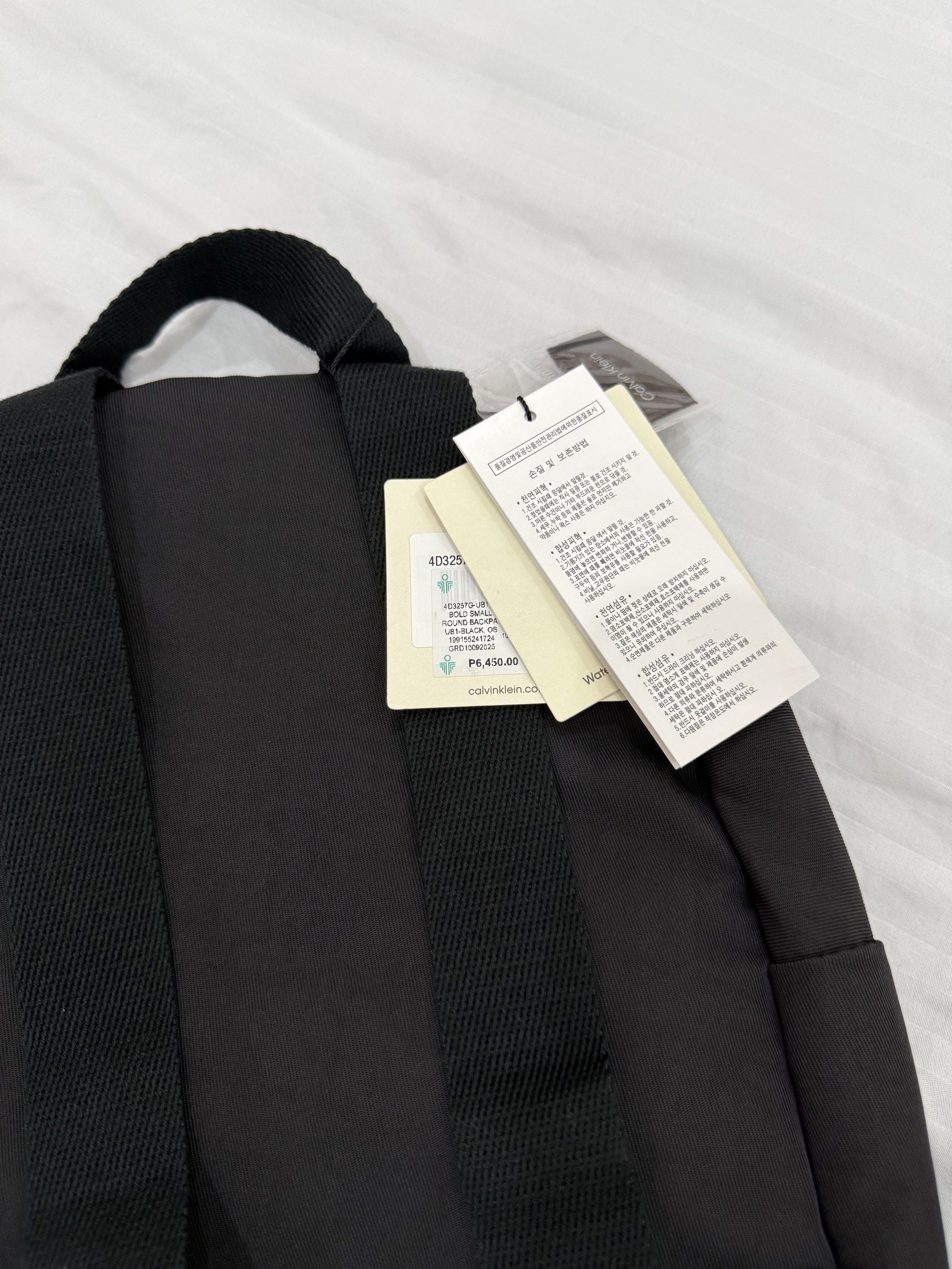 Calvin Klein Backpack (Category: Backpacks) located in Bulacan. Submitted by kallyseconds (Listing ID 1420818308, Image 3). Description: .