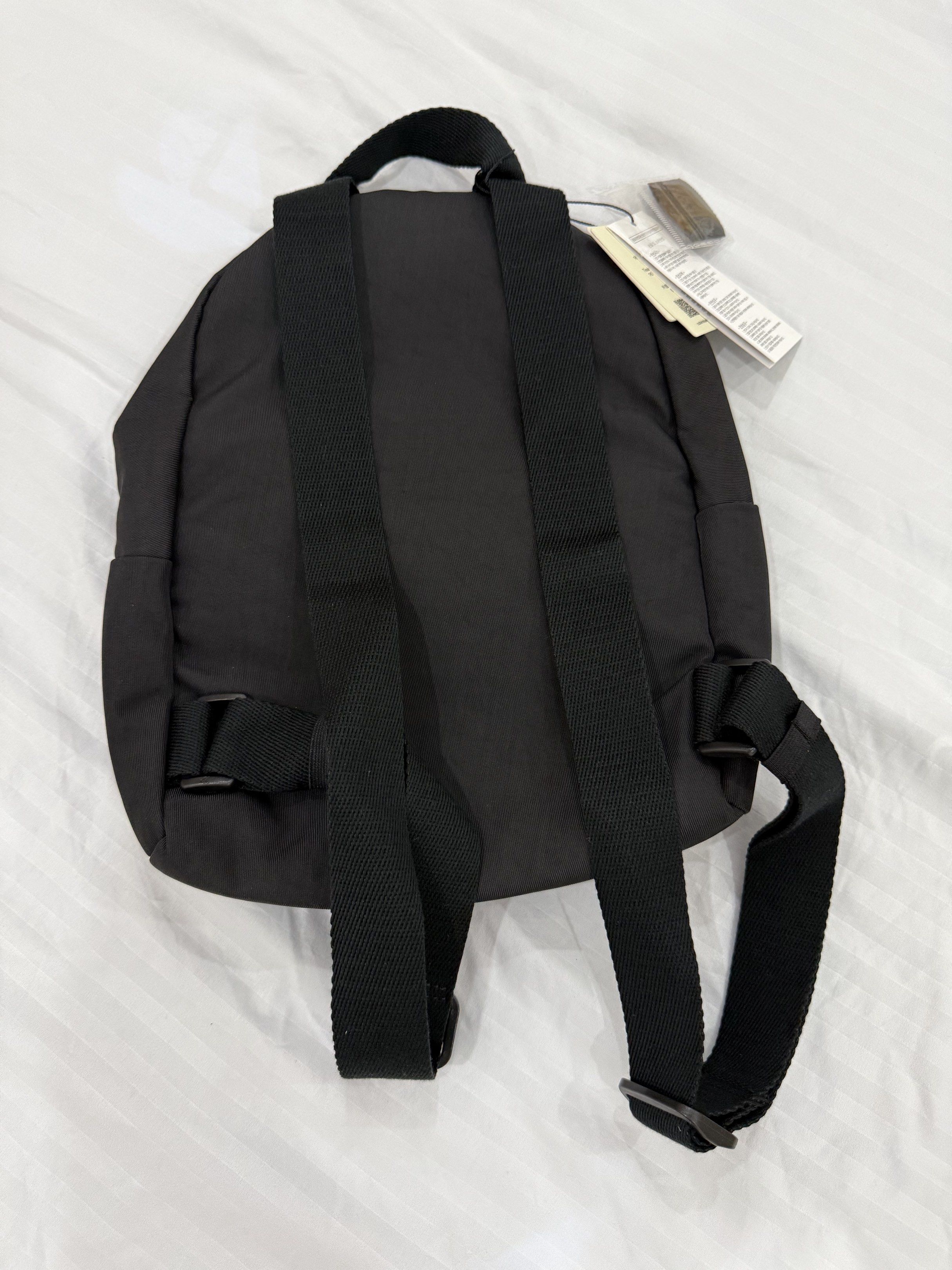 Calvin Klein Backpack (Category: Backpacks) located in Bulacan. Submitted by kallyseconds (Listing ID 1420818308, Image 2). Description: .