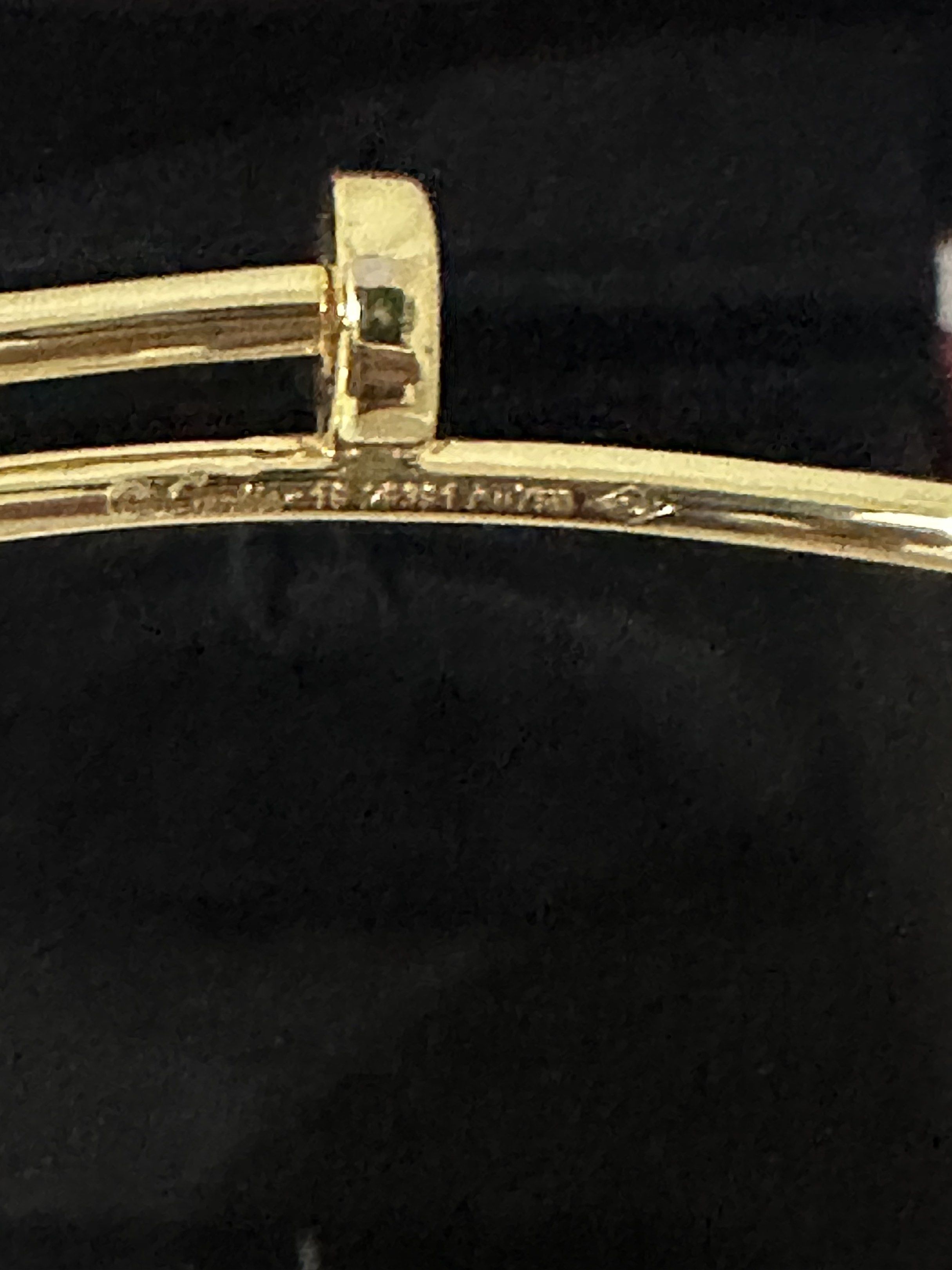 Cartier Juste un Clou Bracelet (Category: Bracelets) located in Marikina City. Submitted by classy101 (Listing ID 1420886747, Image 3). Description: -A high quality vermeil gold -Very close to Real 18k yellow gold -Shiny A high quality vermeil gold Very close to Real 18k yellow gold Shiny - Features iconic nail-shaped design - Adds a touch of elegance to any look.