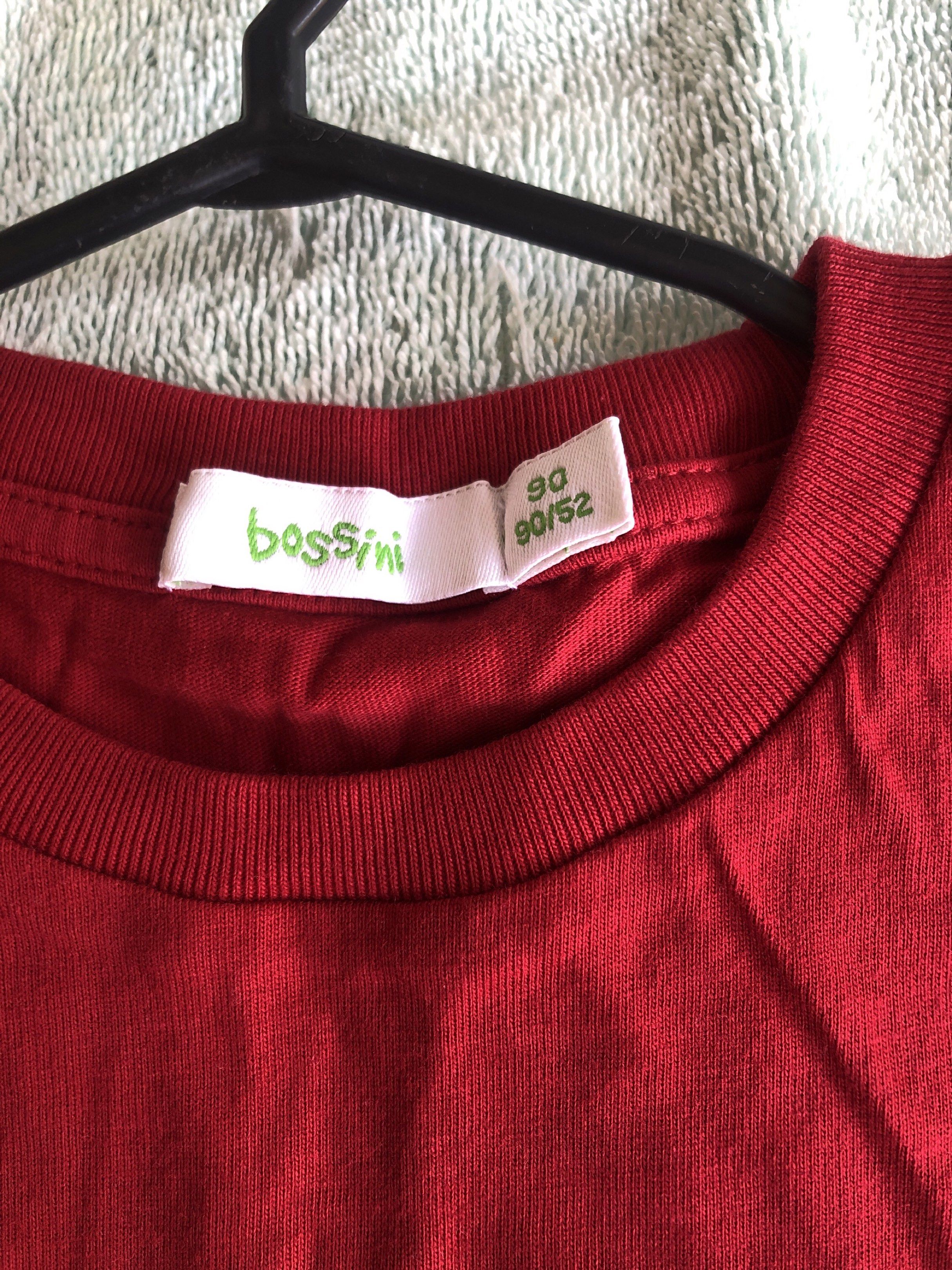 Chinese style top (Category: Babies & Kids Fashion) located in Taytay. Submitted by kylebern (Listing ID 1420760904, Image 2). Description: Used once Red color Needs iron Looks new Bossini brand Taytay area More items pls check my acct.