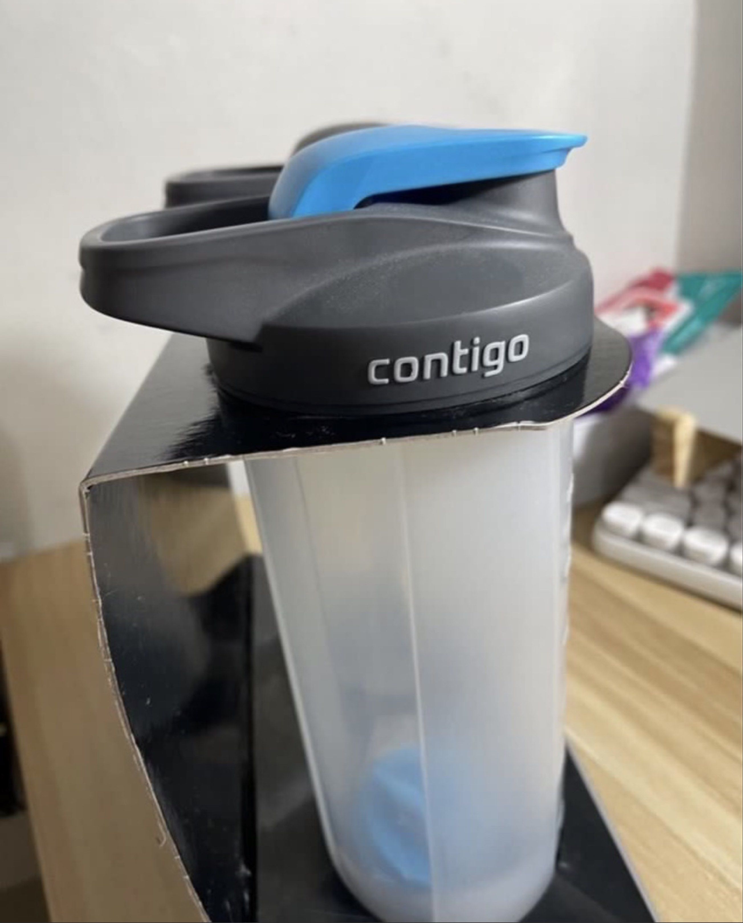 Contigo Shake & Go Fit Shaker Bottle (Category: Water Bottles & Tumblers) located in Bacoor. Submitted by nd.clothing (Listing ID 1420808110, Image 3). Description: - Contigo Shake & Go Fit shaker bottles (set of 2) - Leak-proof design - Includes a weighted shaker ball - Dishwasher safe and BPA-free - Rounded bottom for easy cleaning - Measurement markings on the side.