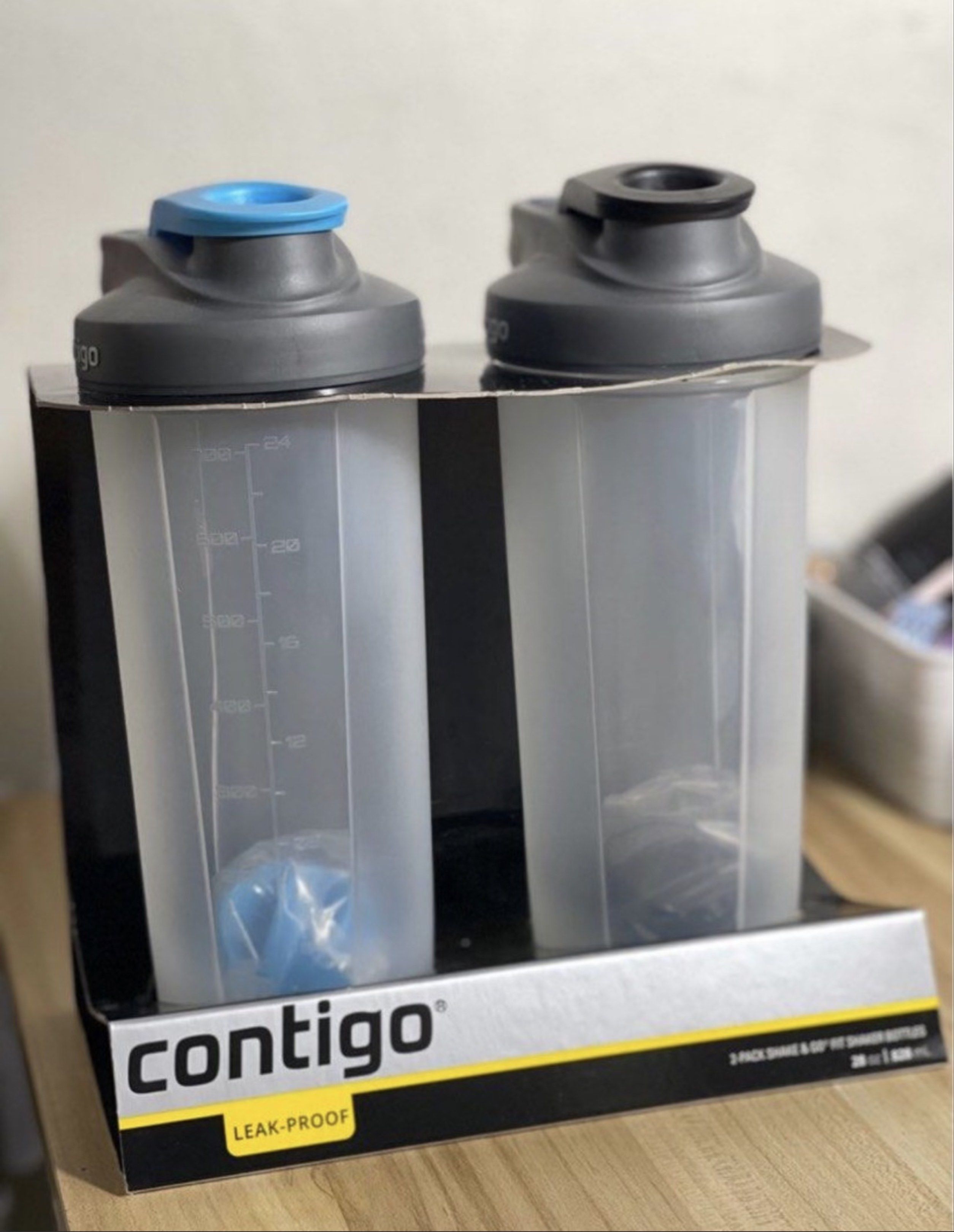 Contigo Shake & Go Fit Shaker Bottle (Category: Water Bottles & Tumblers) located in Bacoor. Submitted by nd.clothing (Listing ID 1420808110, Image 1). Description: - Contigo Shake & Go Fit shaker bottles (set of 2) - Leak-proof design - Includes a weighted shaker ball - Dishwasher safe and BPA-free - Rounded bottom for easy cleaning - Measurement markings on the side.
